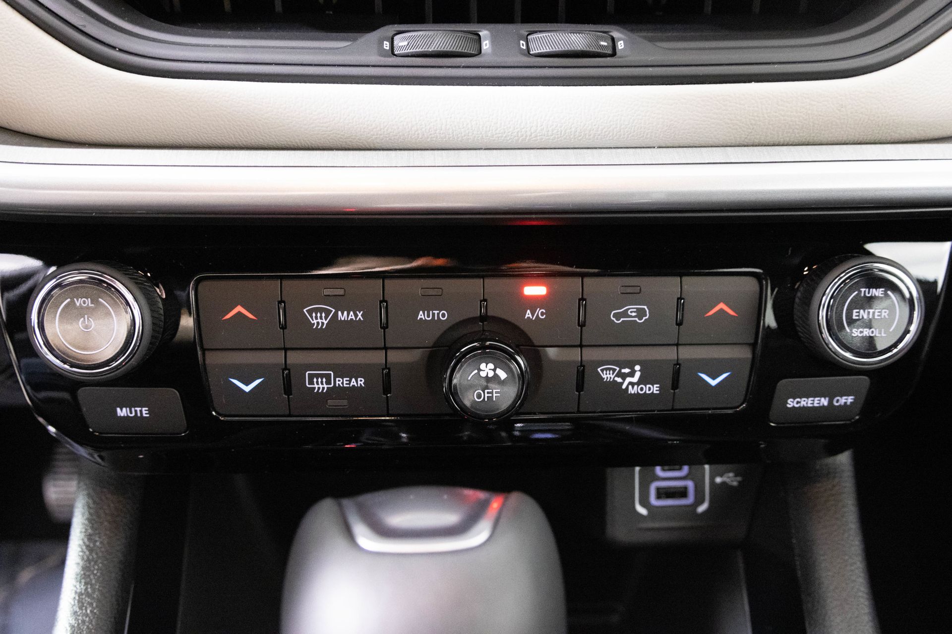 2026 JEEP COMPASS - Image 23