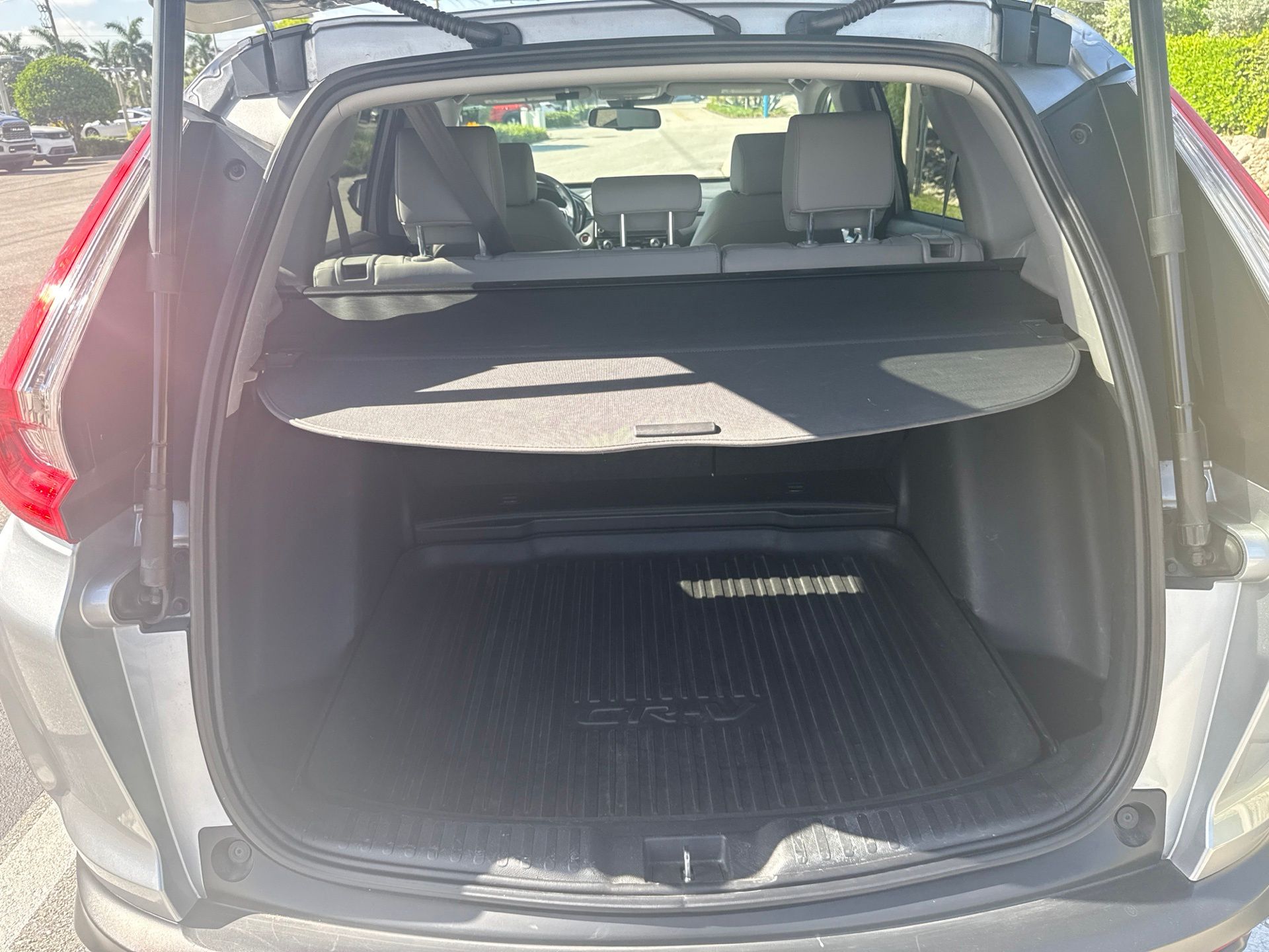 Certified Used 2019 Lunar Silver Metallic Honda EX-L image 13