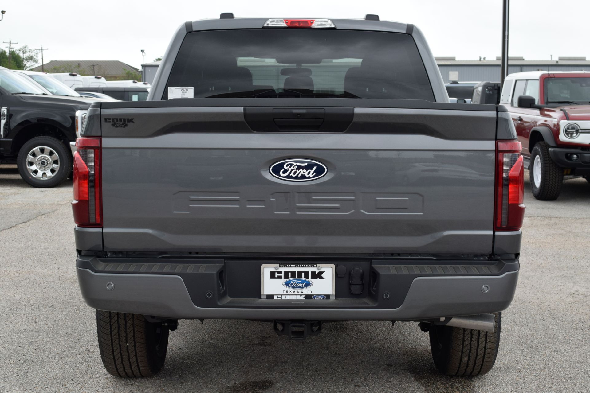 View vehicle photo 5