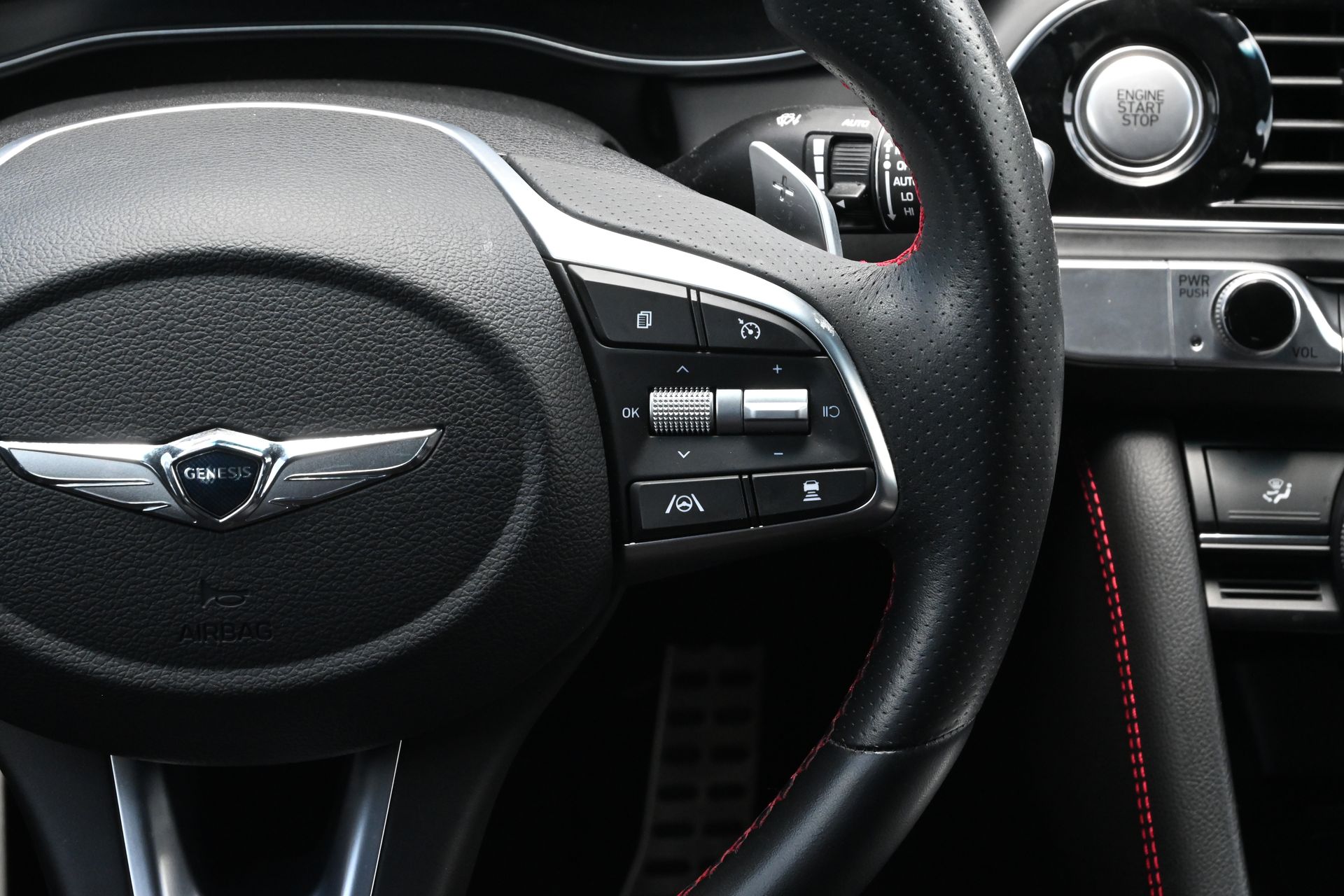 2023 Genesis G70 2.0T - 7
