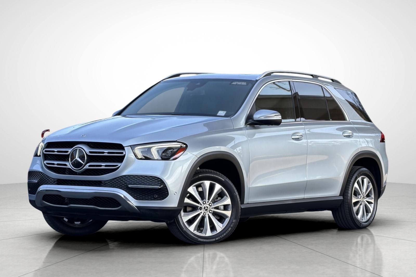 Cirrus Silver Metallic 2023 Mercedes-Benz GLE SUV / Crossover Rear-Wheel Drive 9-Speed Automatic