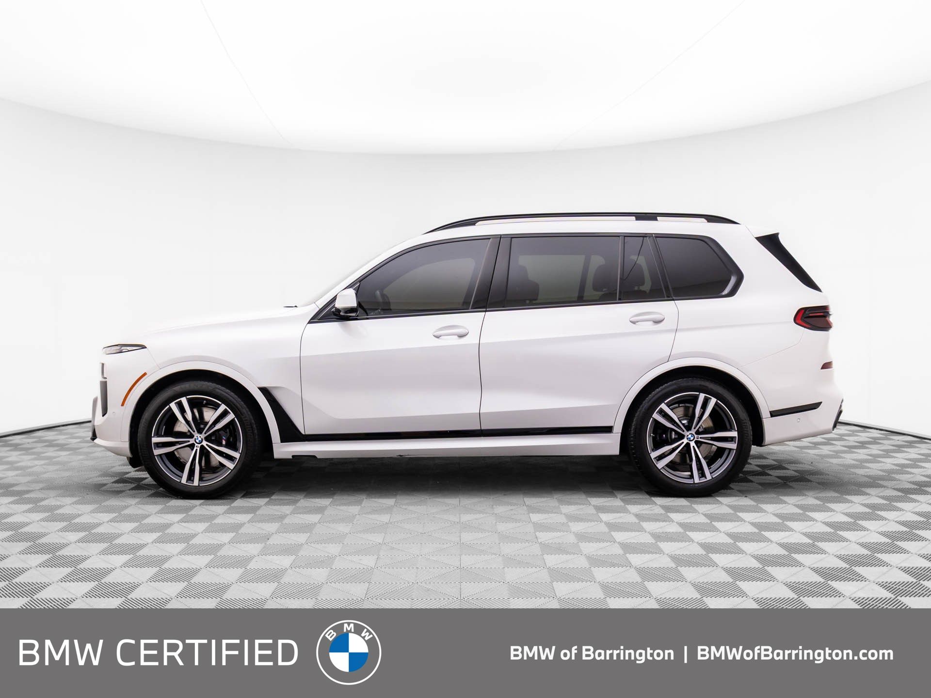 2023 BMW X7 xDrive40i photo