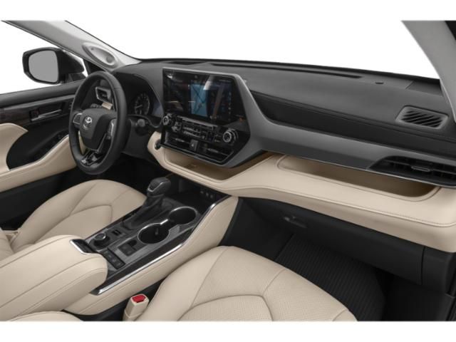 2022 Toyota Highlander Platinum  at Gullo Toyota