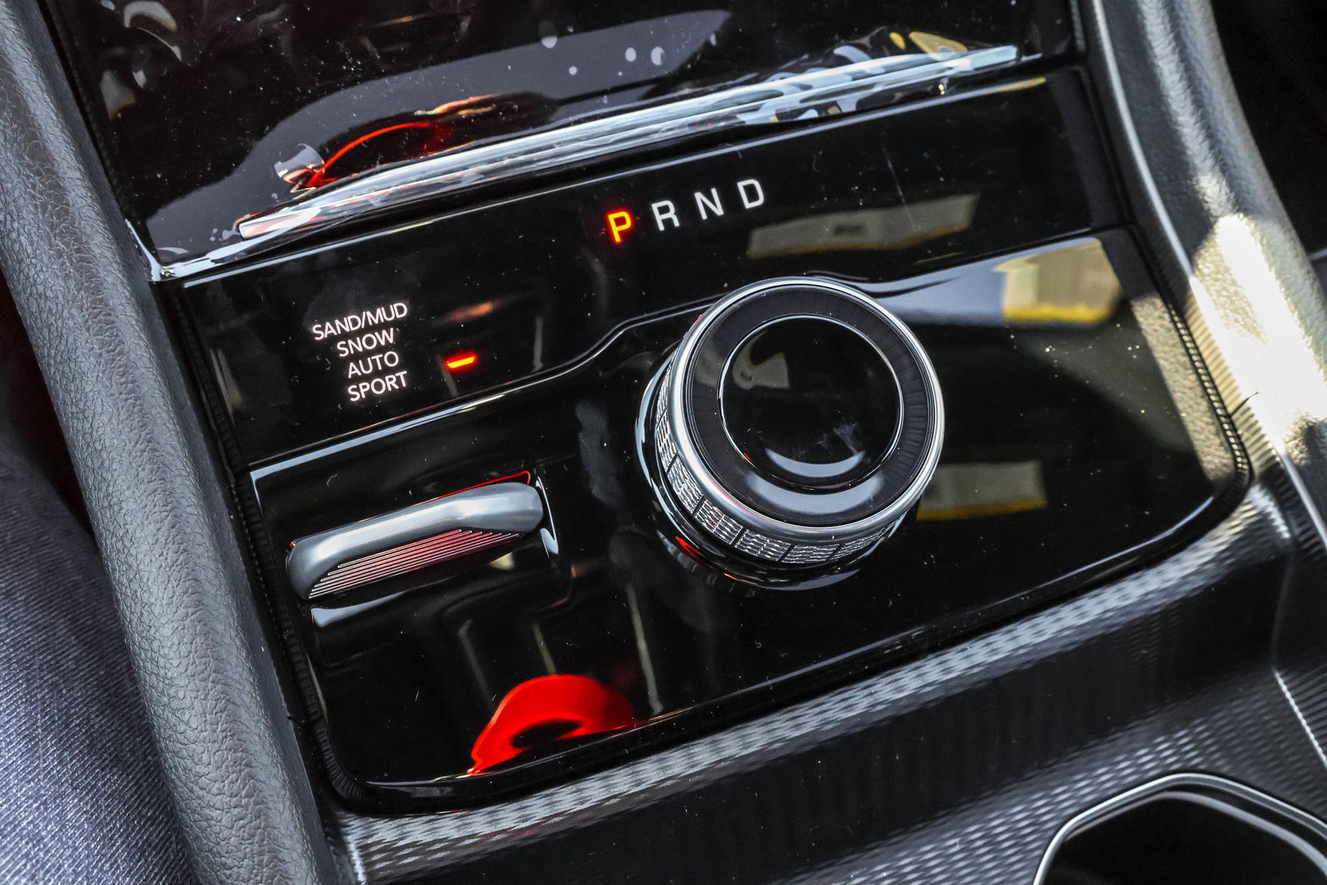 2025 JEEP GRAND CHEROKEE - Image 20