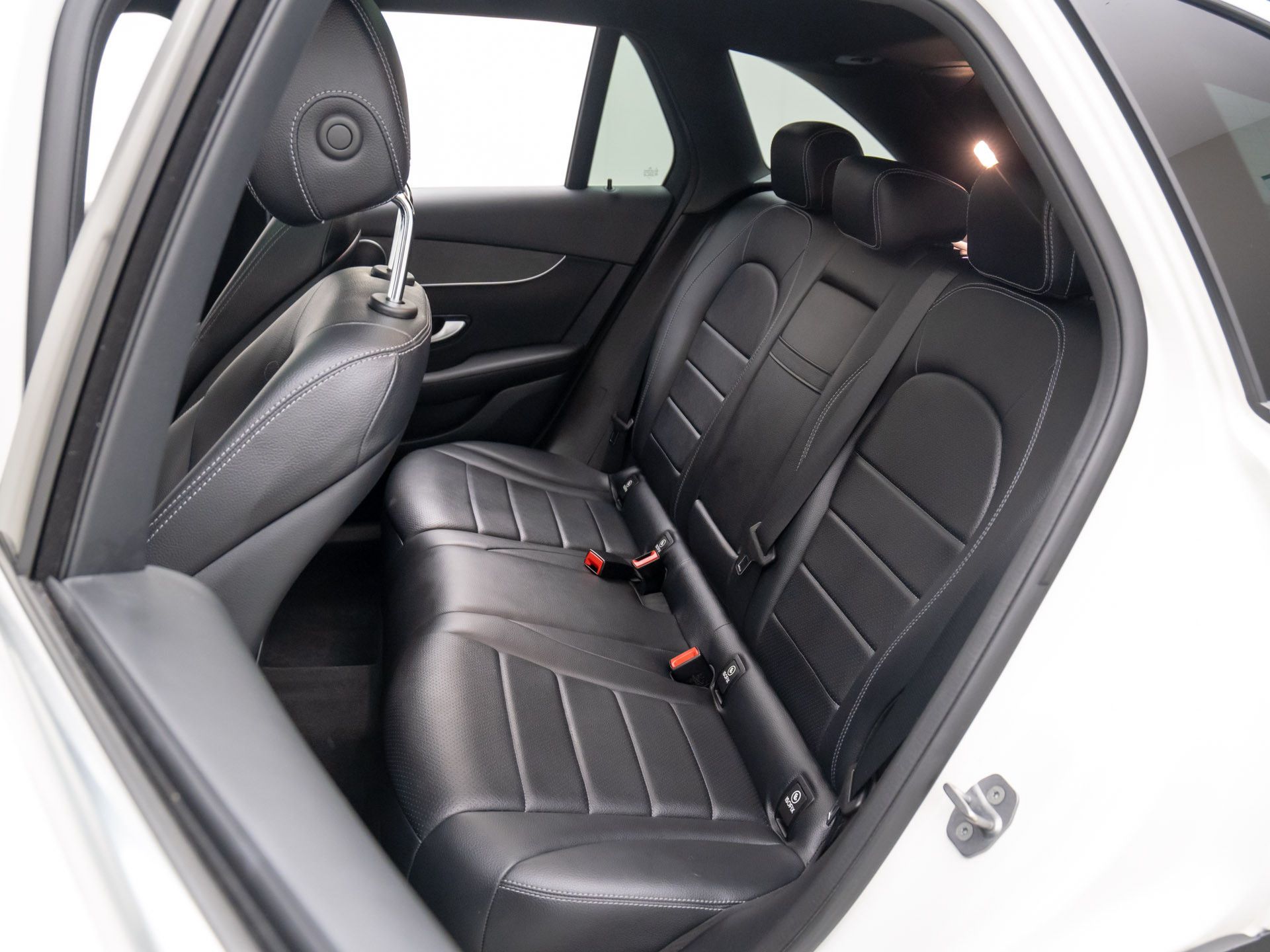 2021 Mercedes-Benz GLC GLC 300 photo