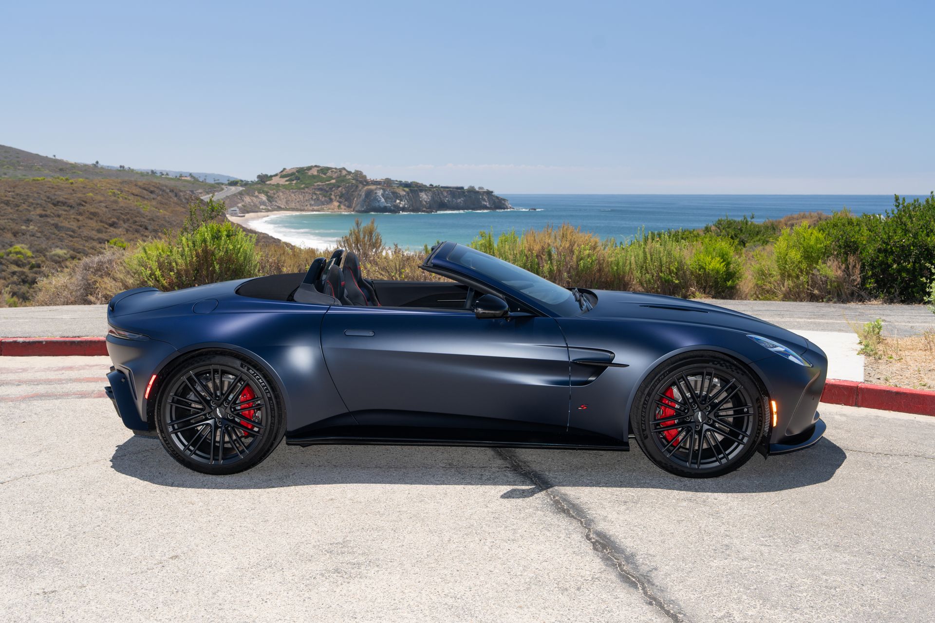 Aston Martin 2026 Vantage S