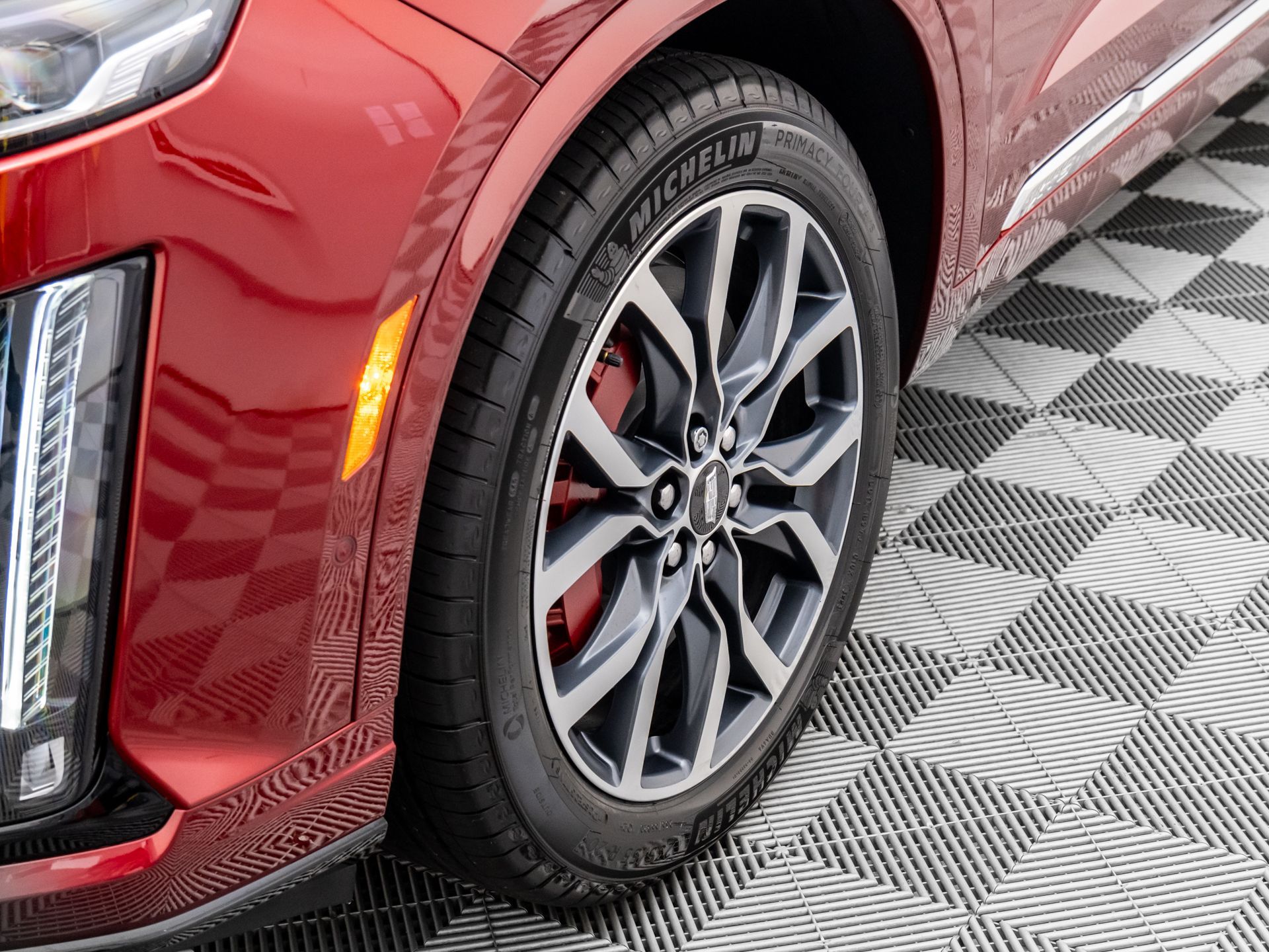 2025 Cadillac XT6 Sport photo