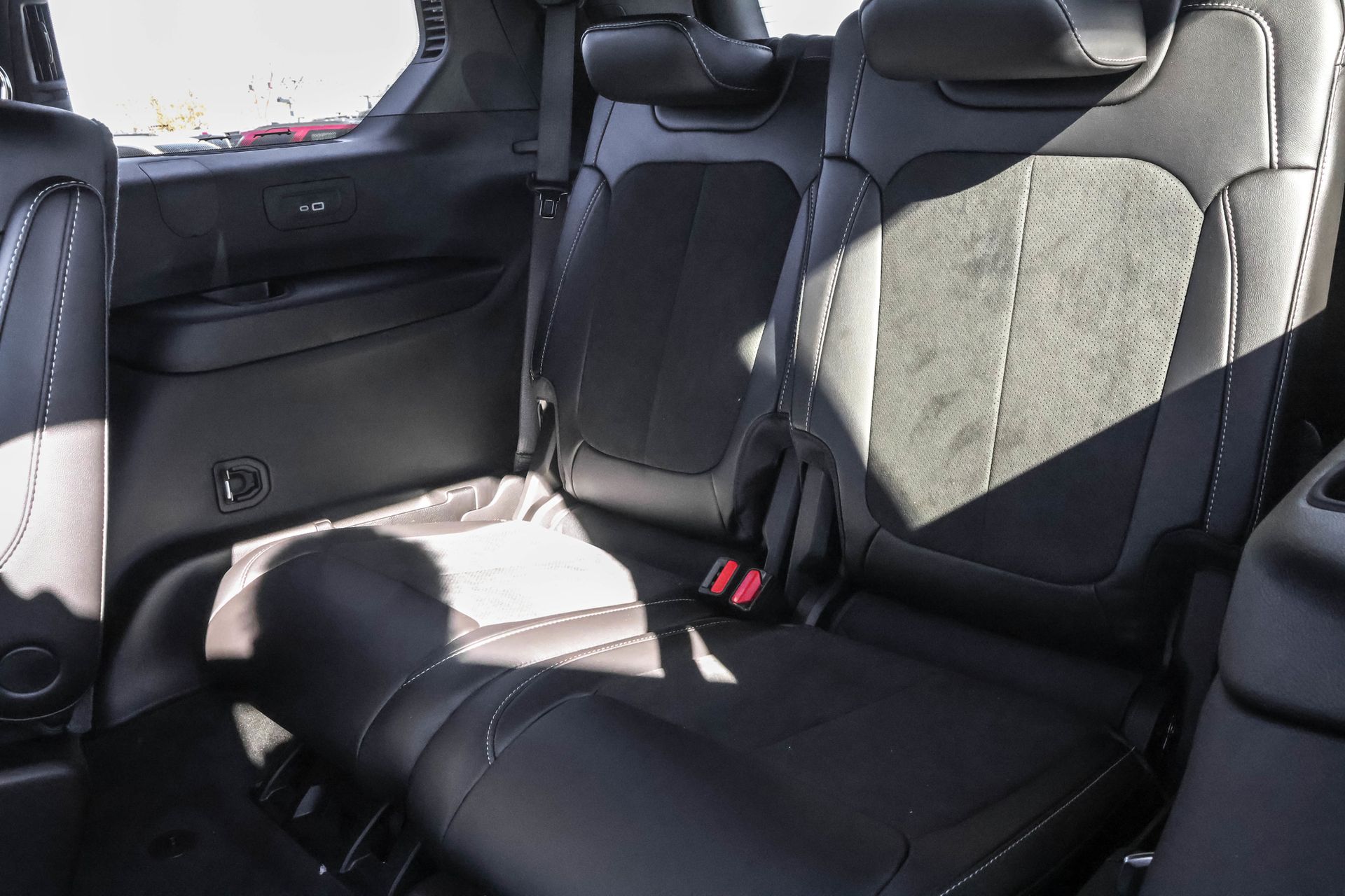 2025 JEEP GRAND CHEROKEE L - Image 15