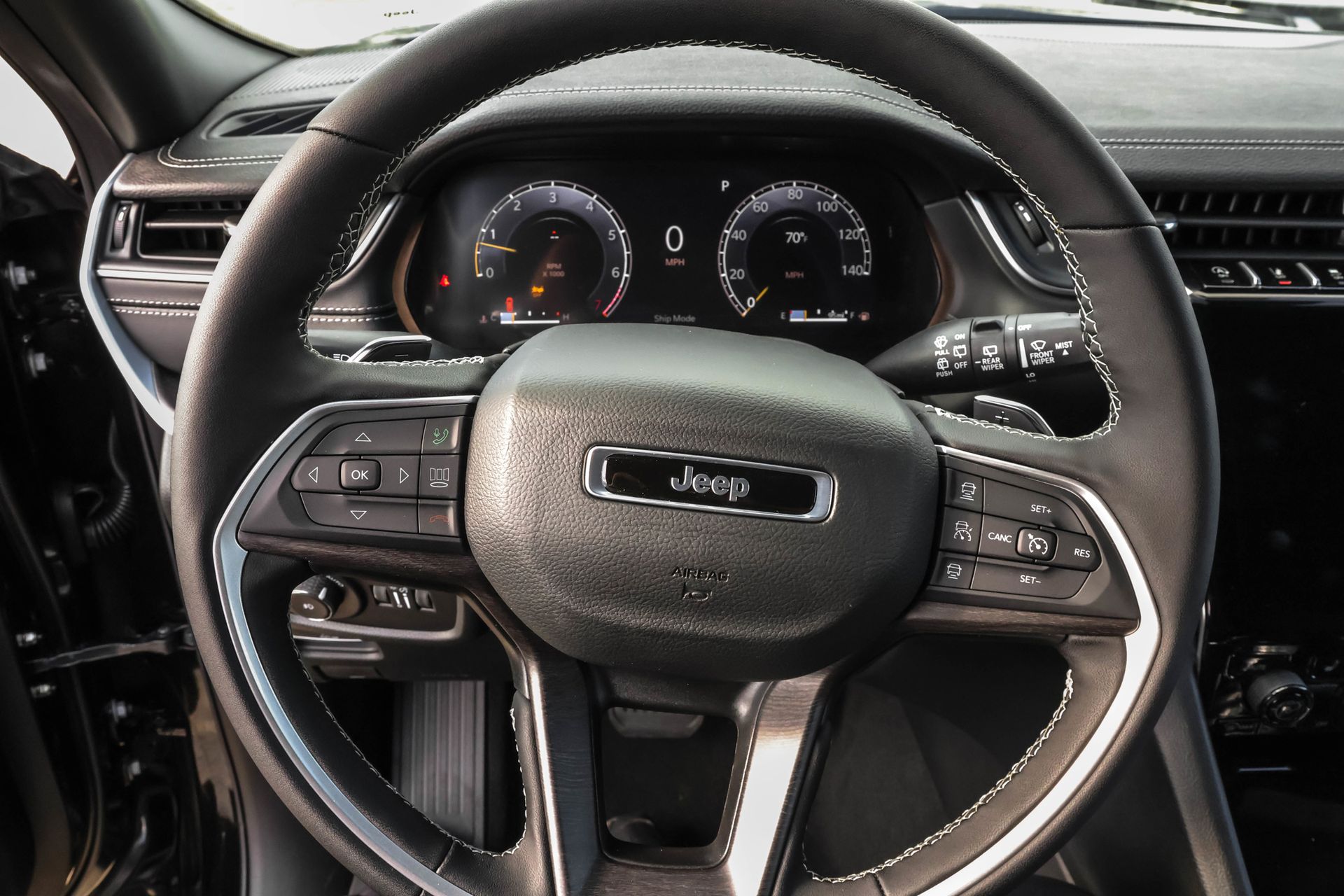 2025 JEEP GRAND CHEROKEE L - Image 27