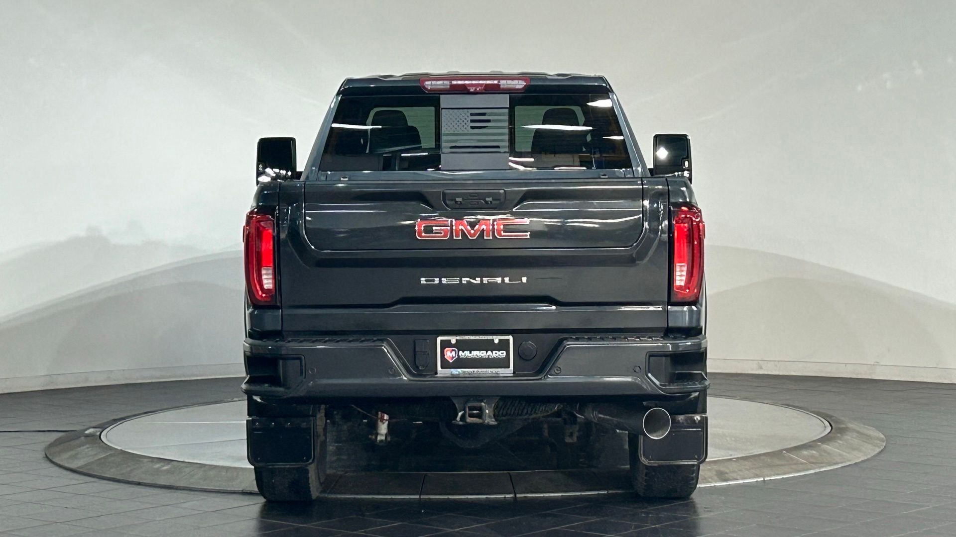 View vehicle photo 7