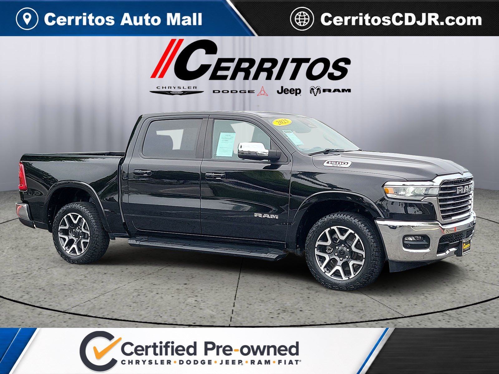Diamond Black Crystal Pearlcoat 2025 RAM 1500 Pickup Truck Four-Wheel Drive 8-Speed Automatic