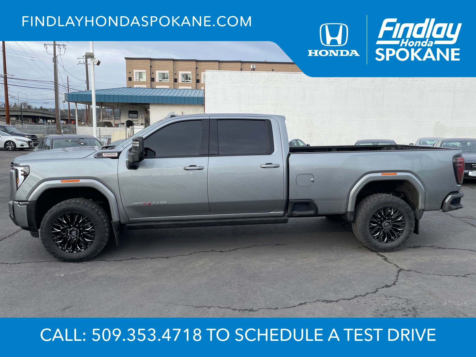 2024 GMC Sierra 3500HD AT4 Crew Cab 4WD