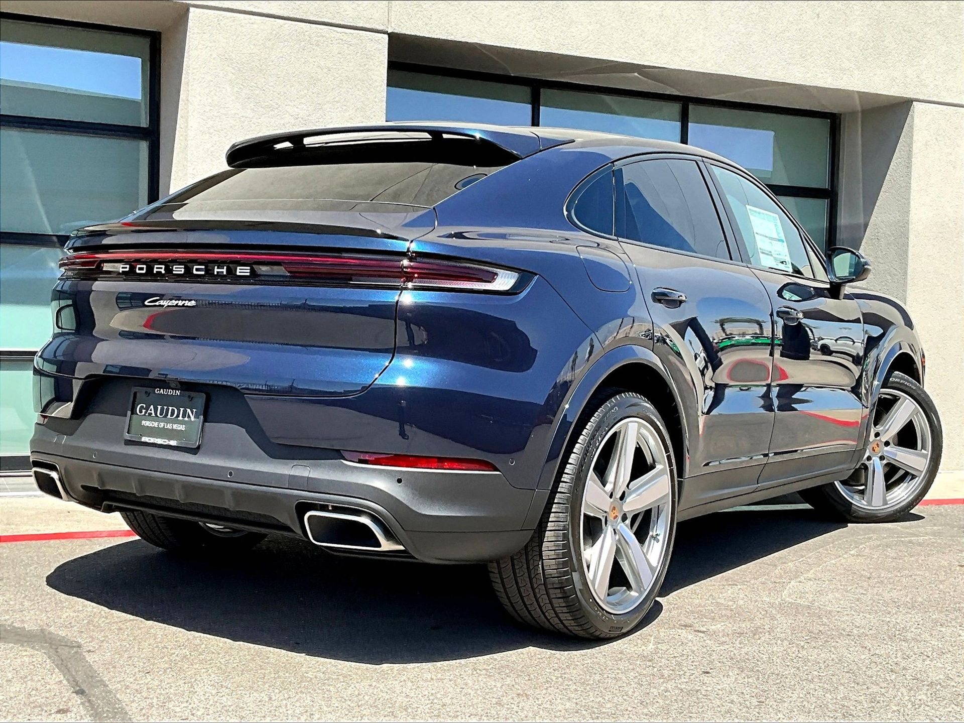 2025 Cayenne Coupe picture #6