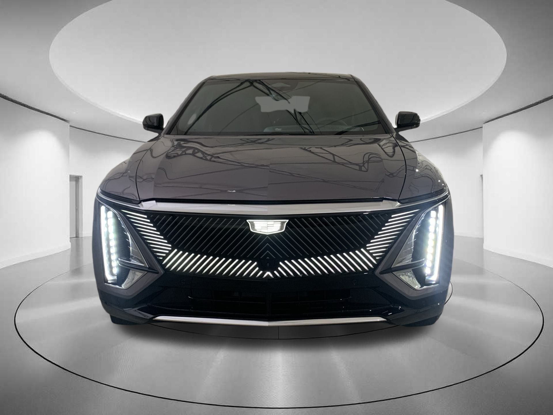 2025 Cadillac LYRIQ Luxury 8