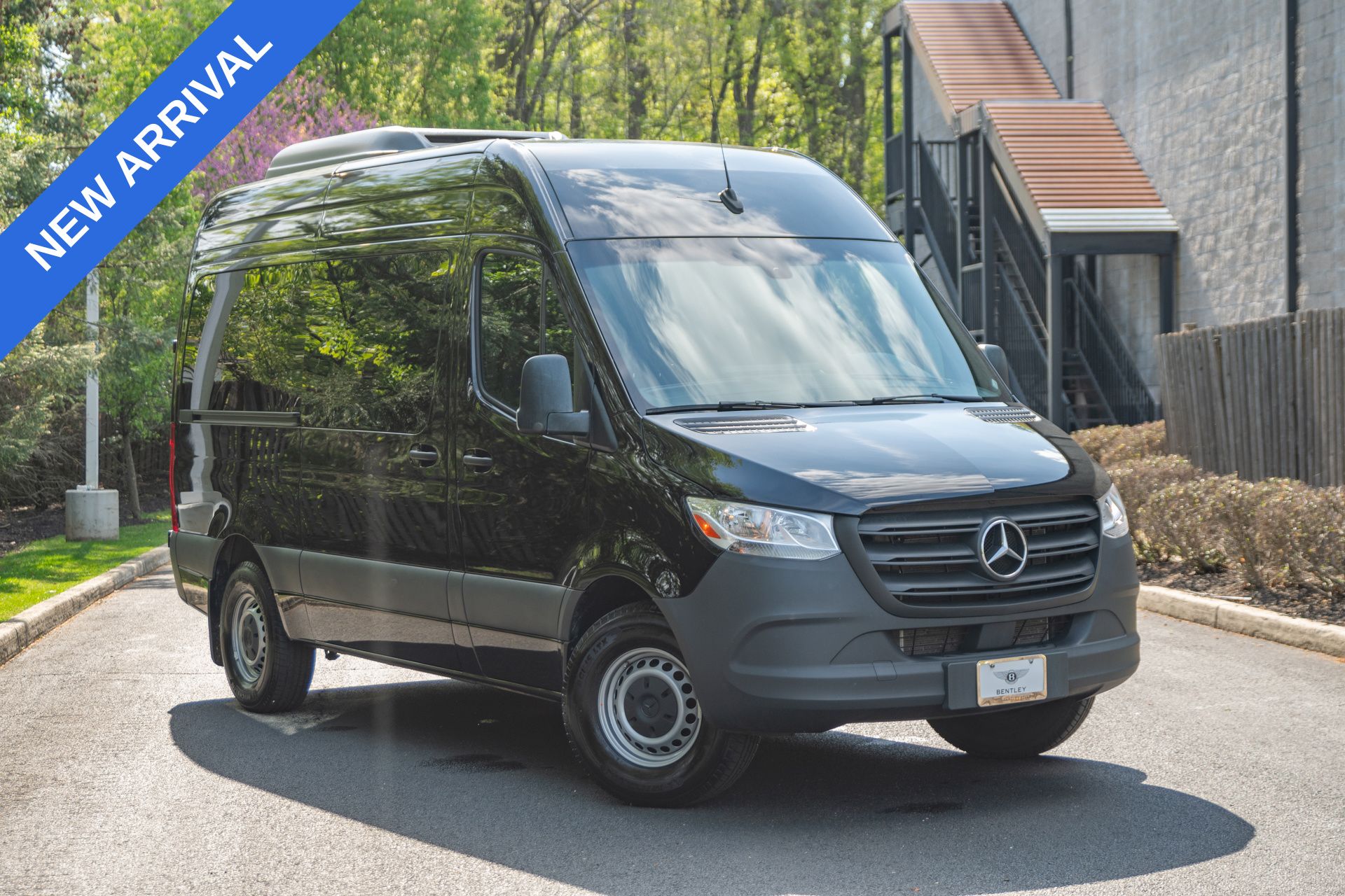 Obsidian Black Metallic 2024 Mercedes-Benz Sprinter 2500 144 Passenger Van RWD Van Rear-Wheel Drive 9-Speed Automatic