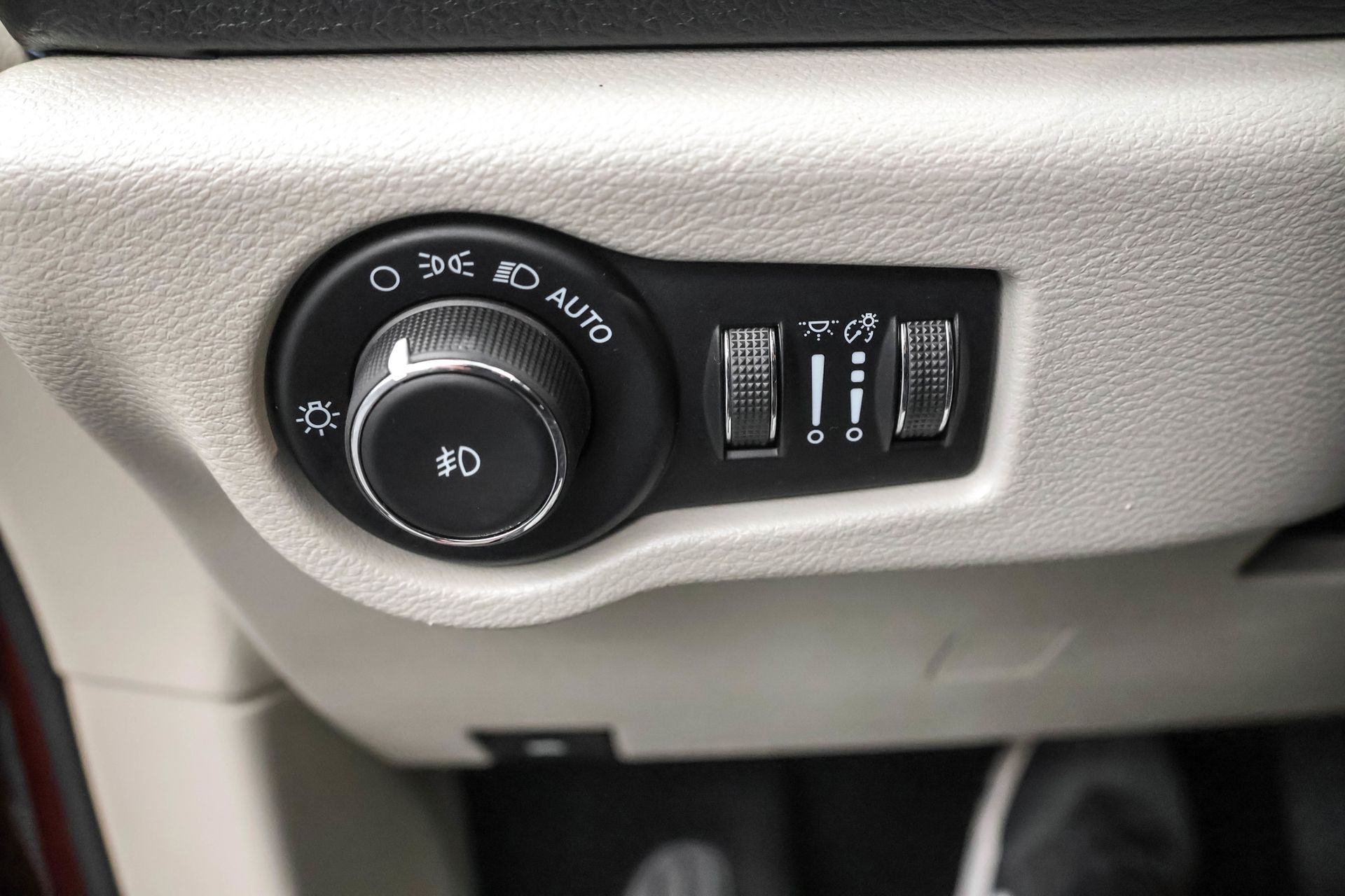 2021 CHRYSLER PACIFICA - Image 19