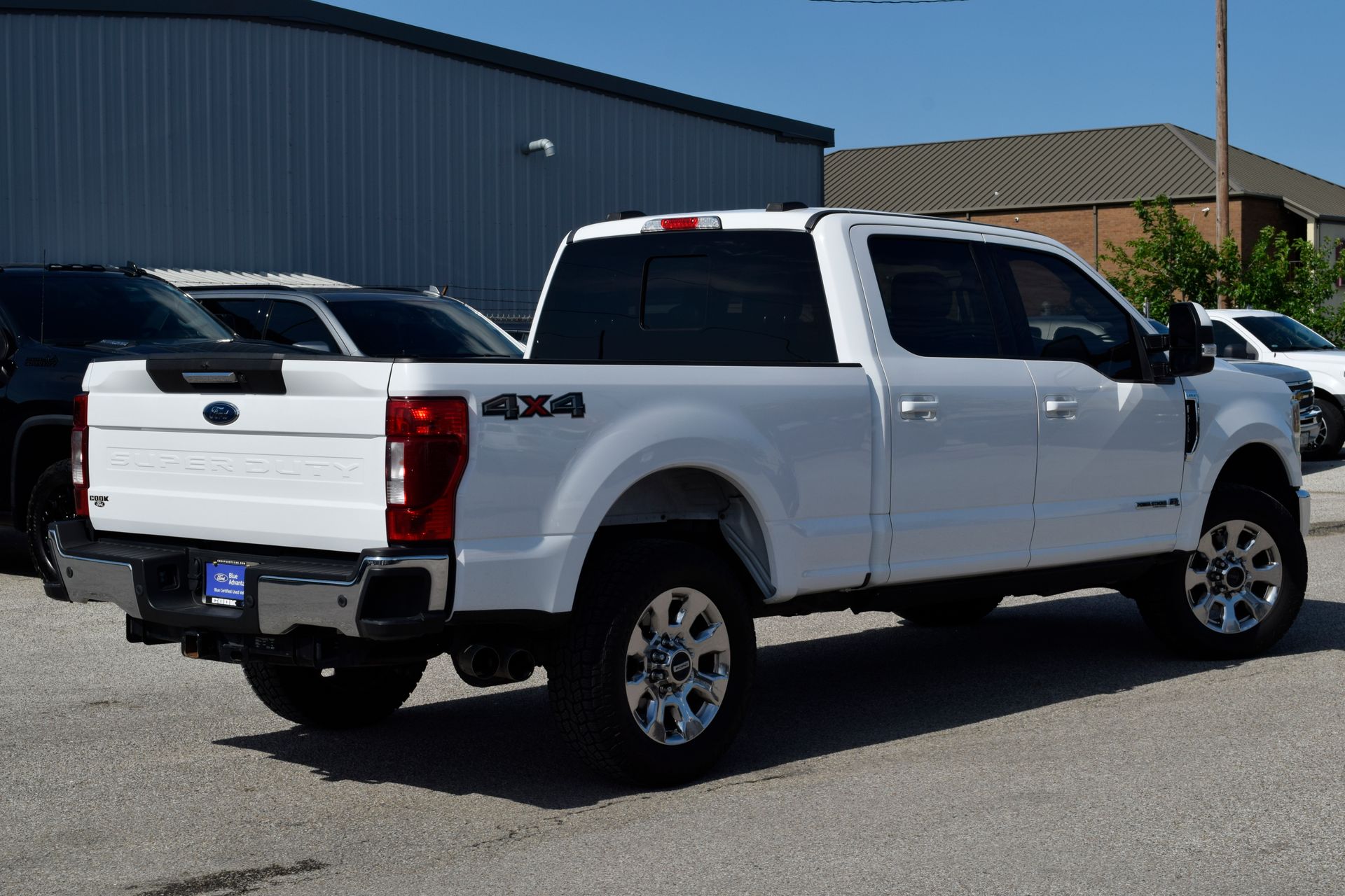 2021 Ford F-250SD Lariat White at Autostrade
