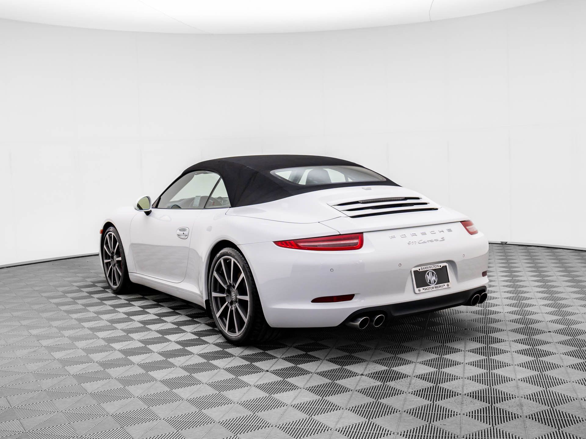 2013 Porsche 911 Carrera 4S photo