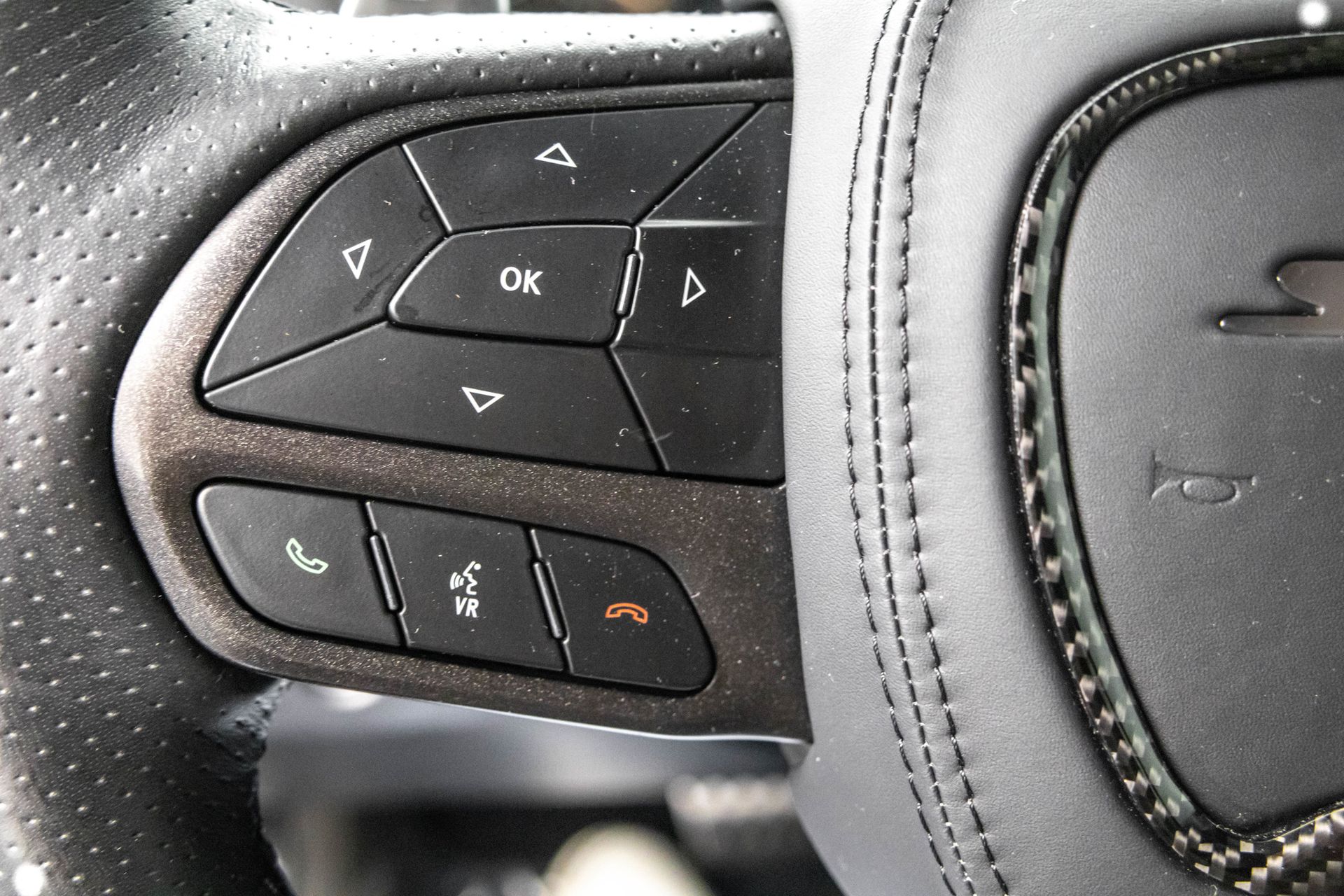 2022 DODGE CHALLENGER - Image 19