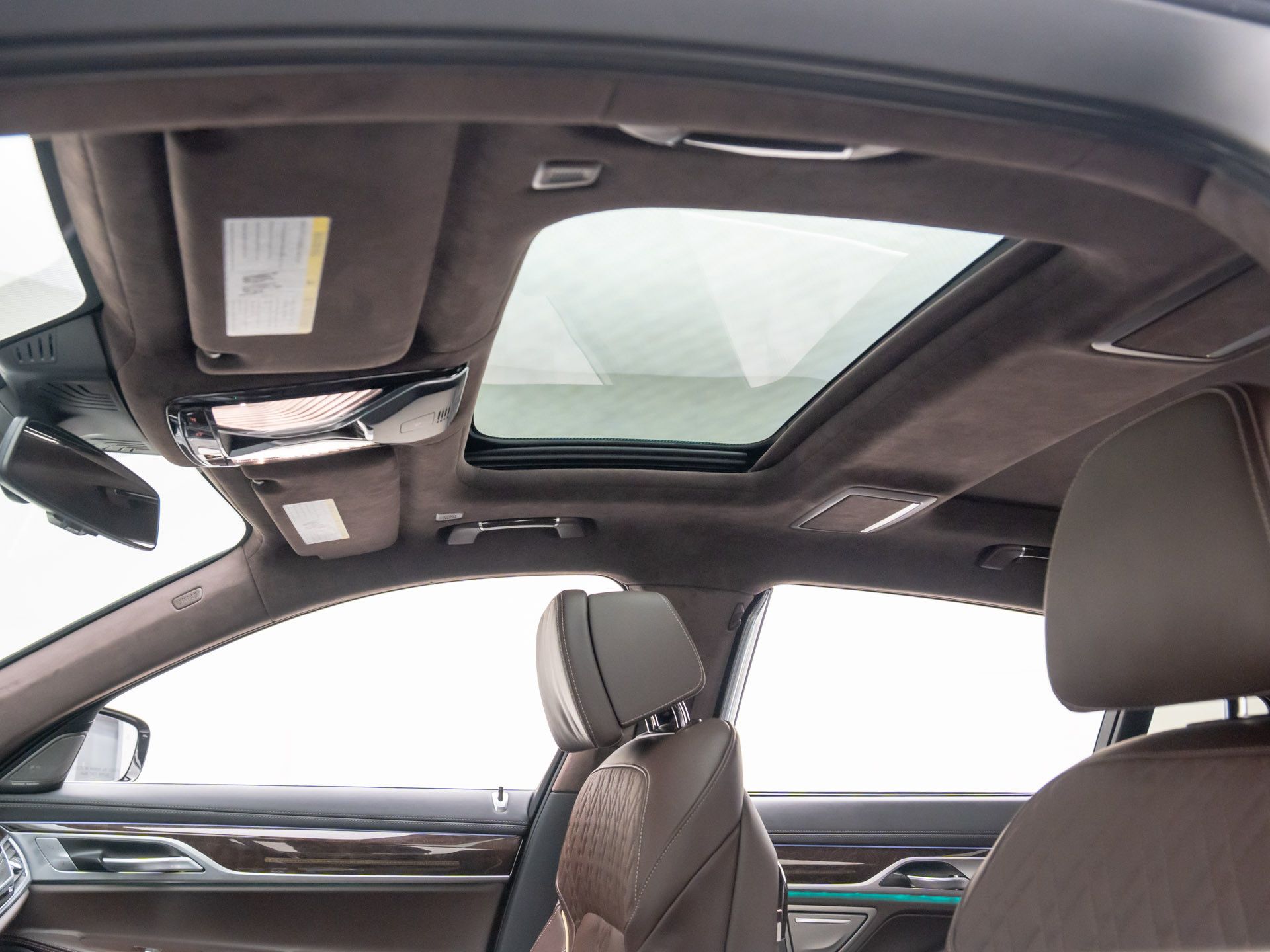 2022 BMW 7-Series 750i xDrive photo