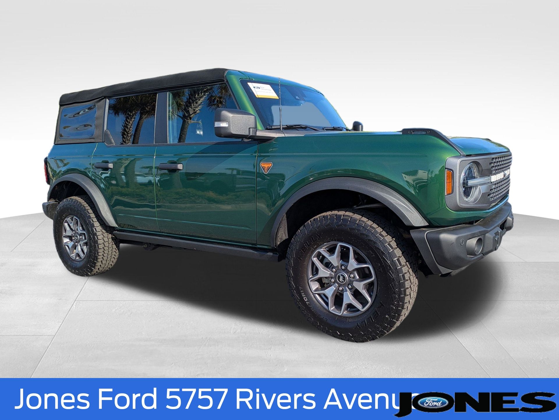 2023 Ford Bronco Badlands - 2