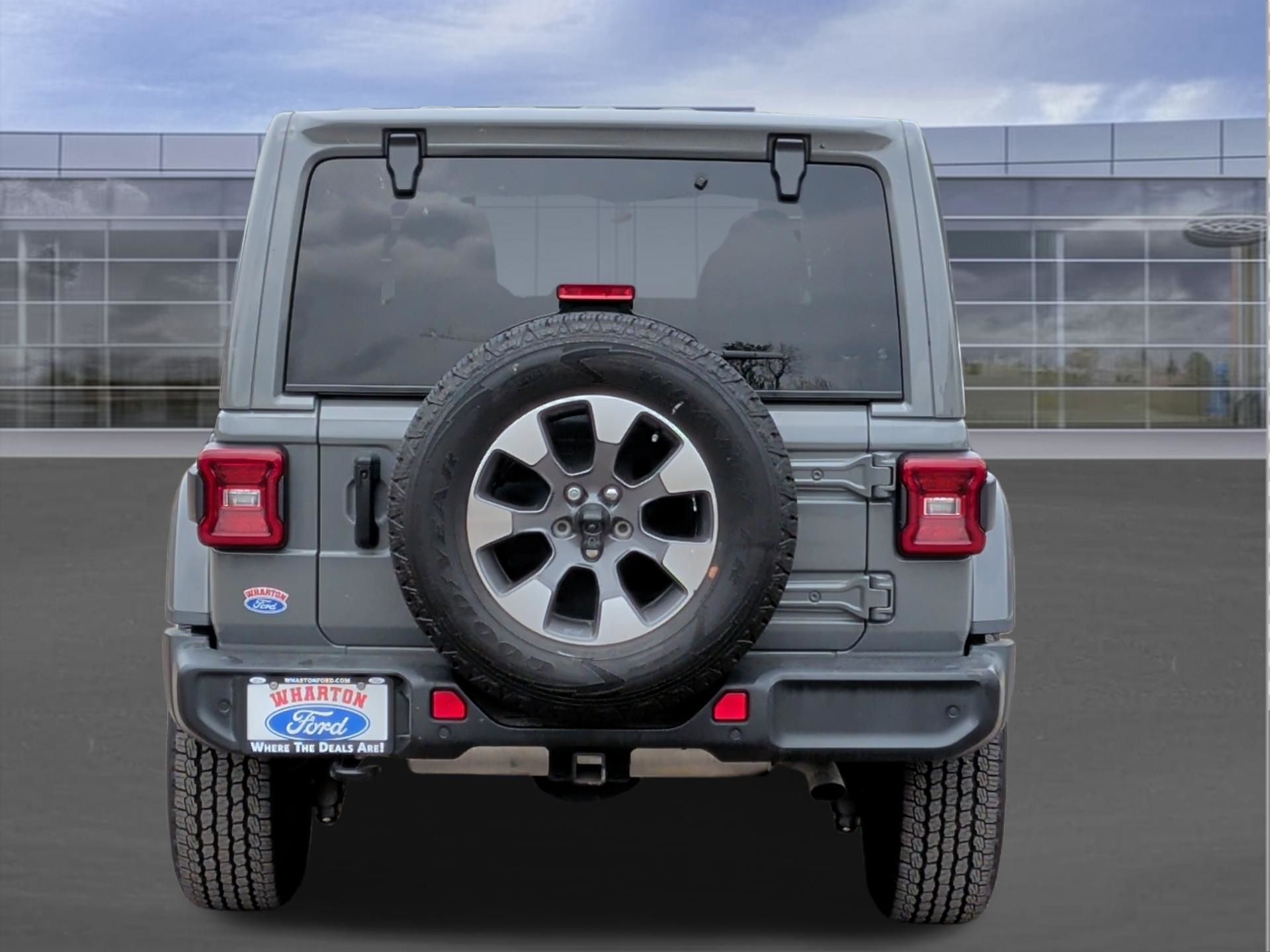2021 Jeep Wrangler Unlimited Sahara - 4