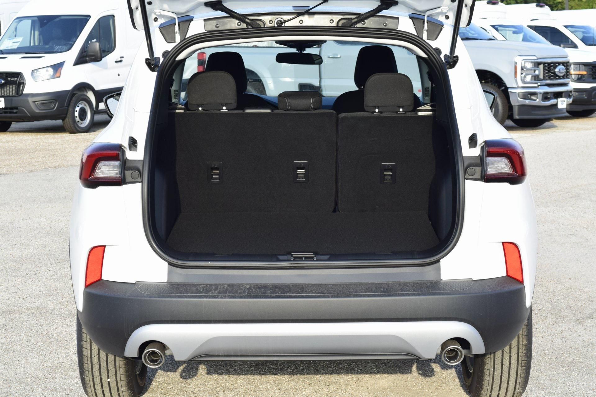 2026 Ford Escape Active White at Toyota of Victoria