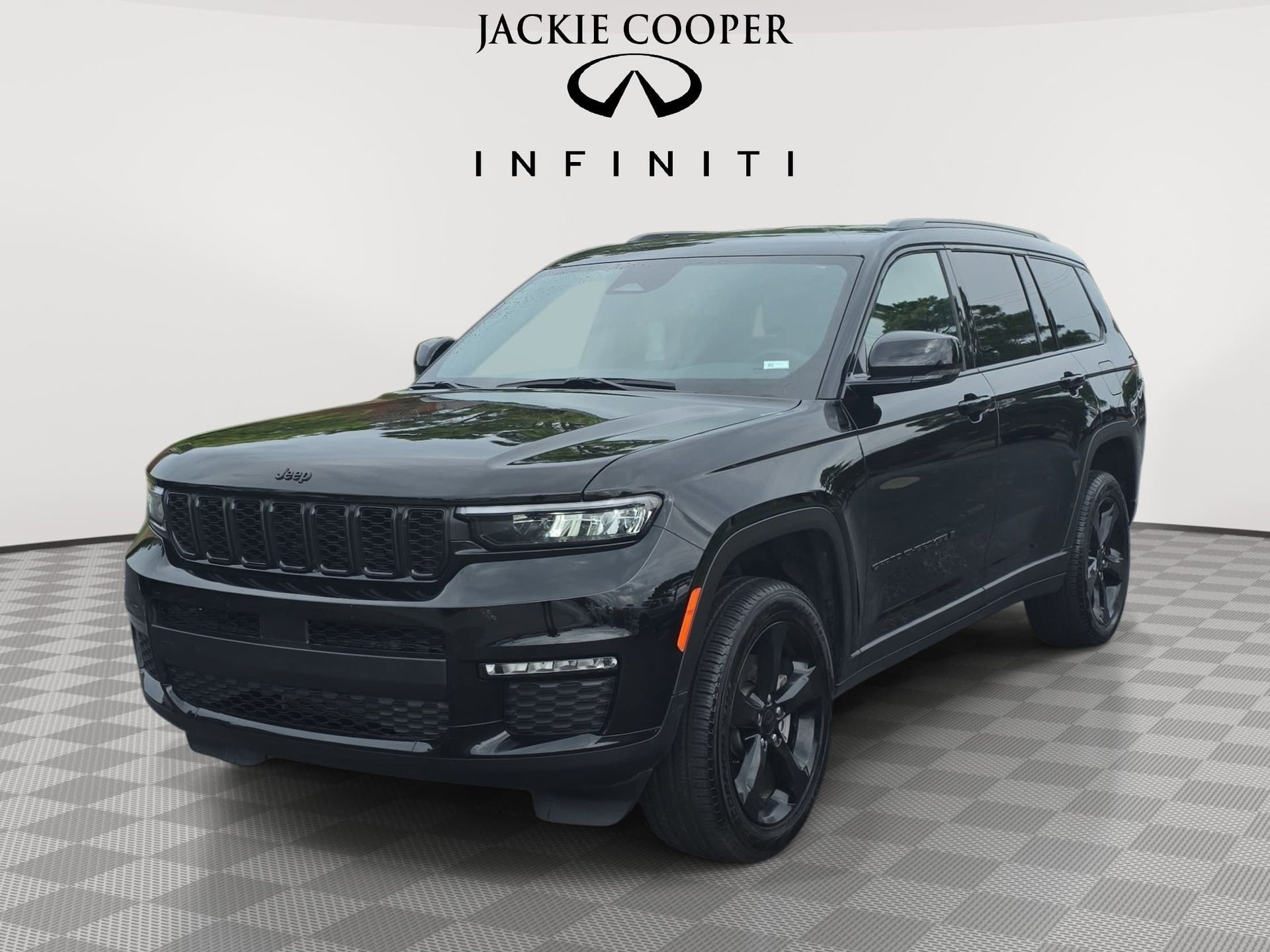 Diamond Black Crystal Pearlcoat 2025 Jeep Grand Cherokee L Limited 4WD SUV / Crossover Four-Wheel Drive 8-Speed Automatic