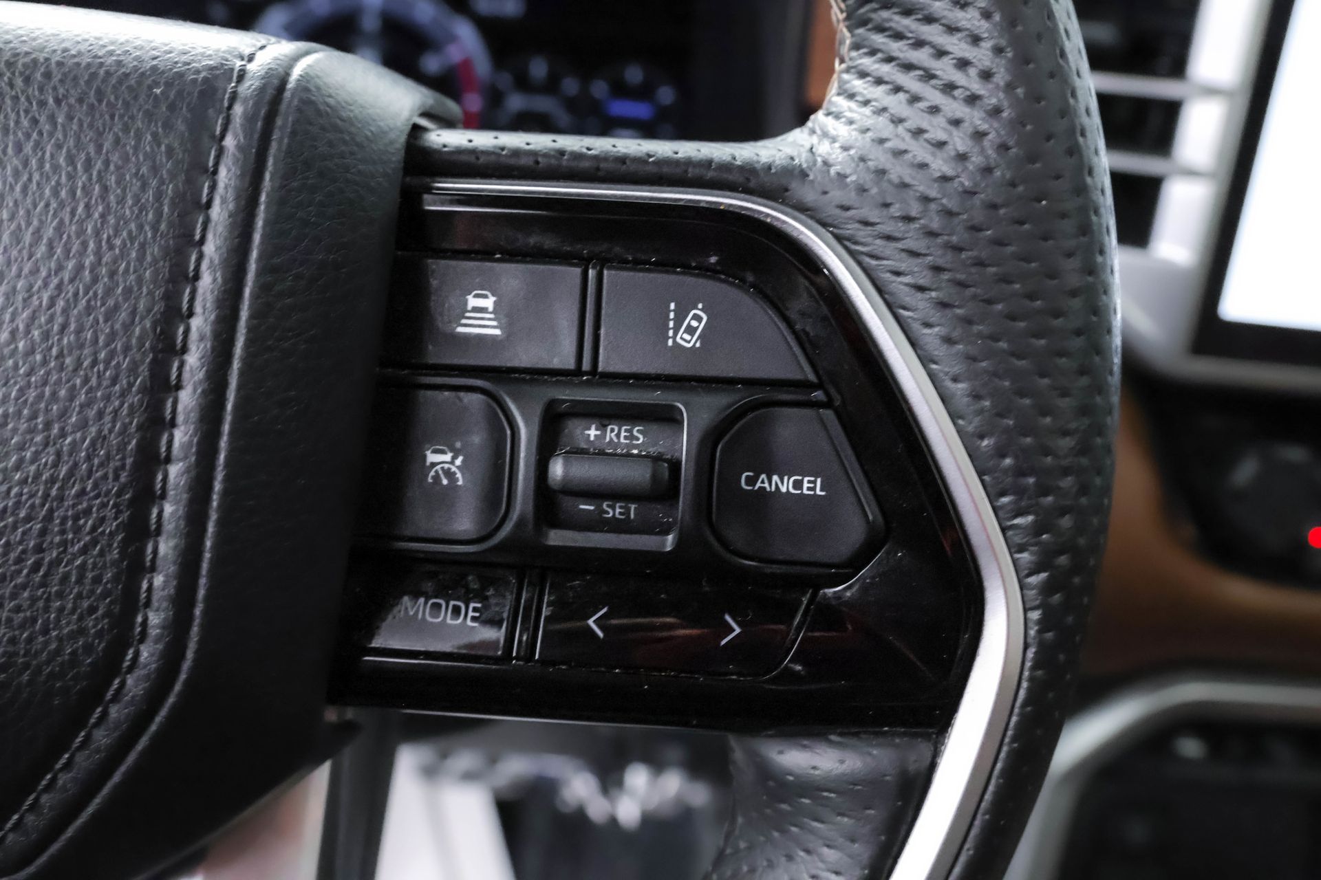 2023 TOYOTA TUNDRA - Image 17