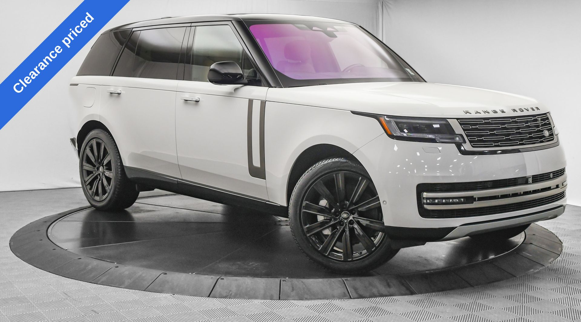2023 Land Rover Range Rover SE