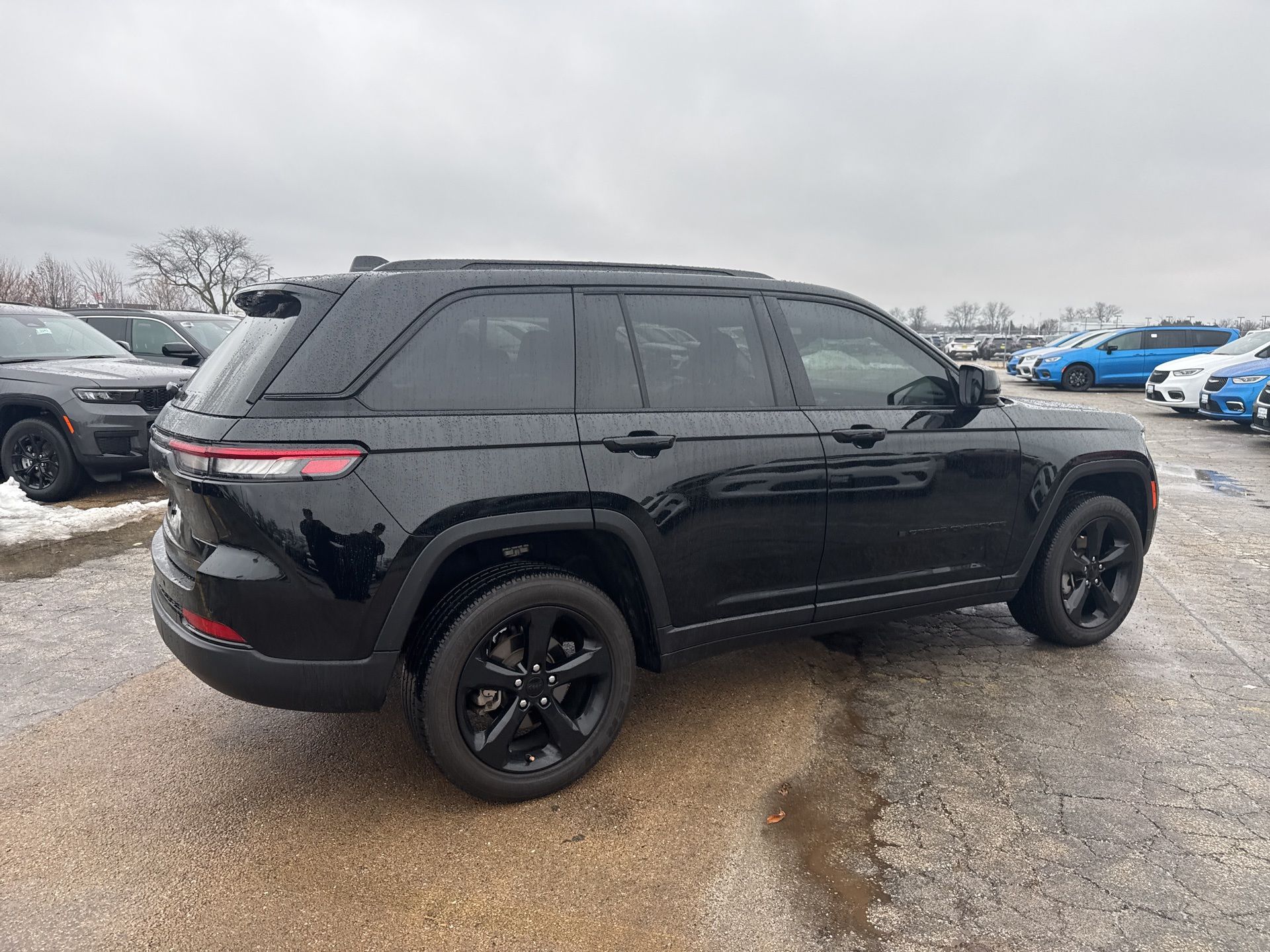 2023 JEEP GRAND CHEROKEE - Image 6