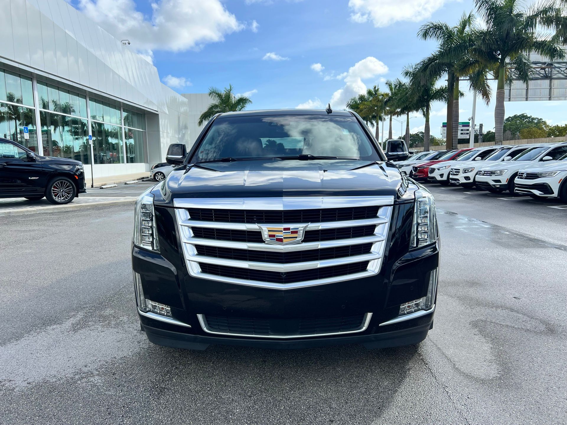 2018 Cadillac Escalade Premium Luxury 21