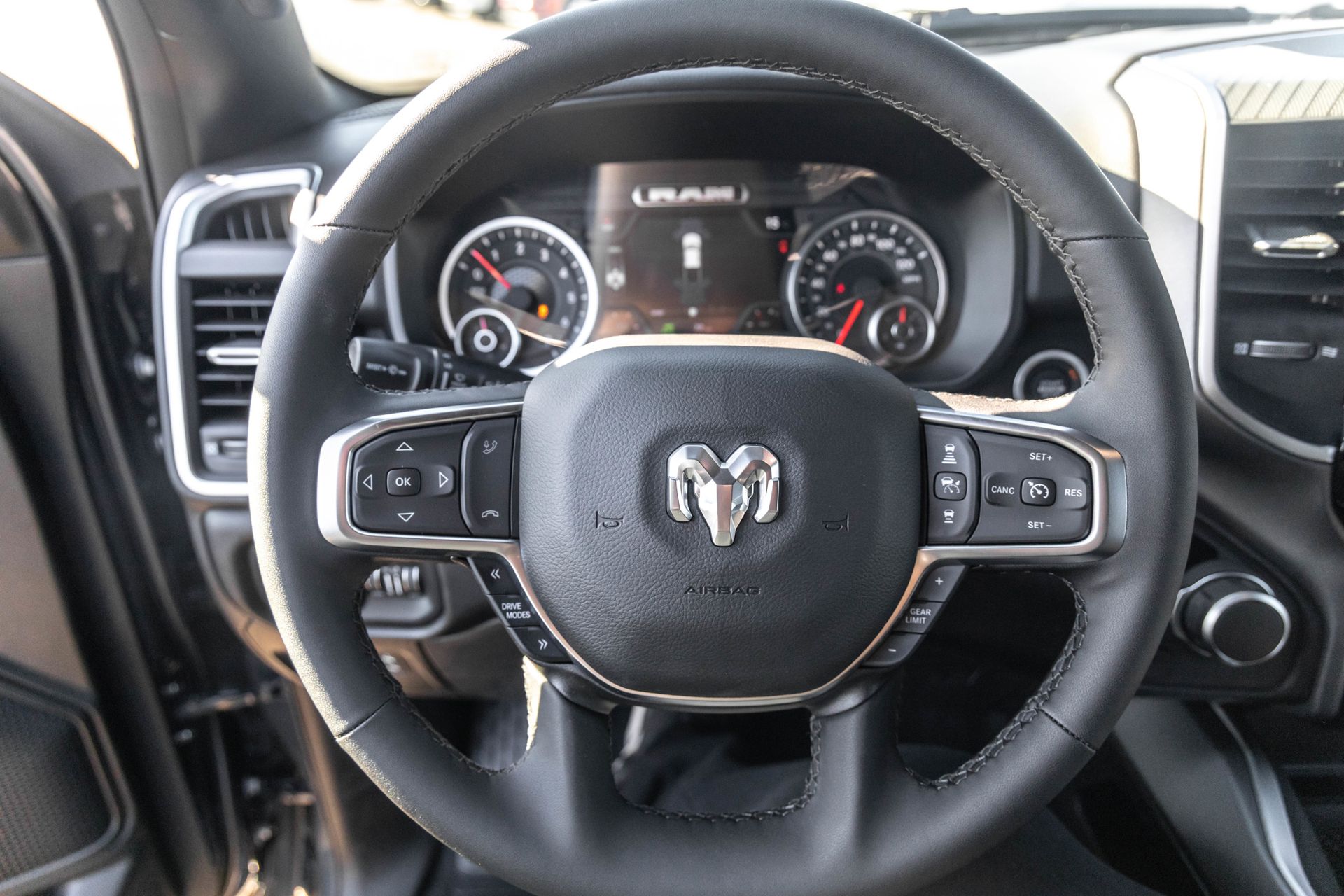 2026 RAM 1500 - Image 25