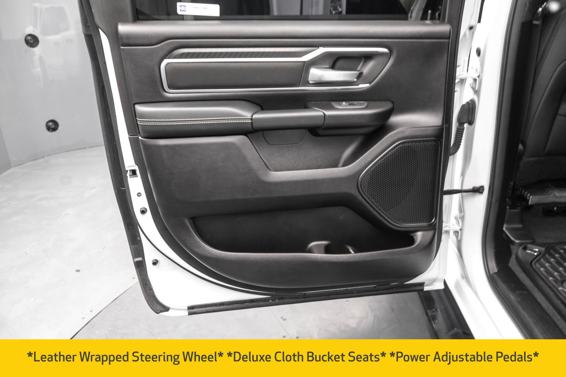 2025 RAM 1500 - Image 36