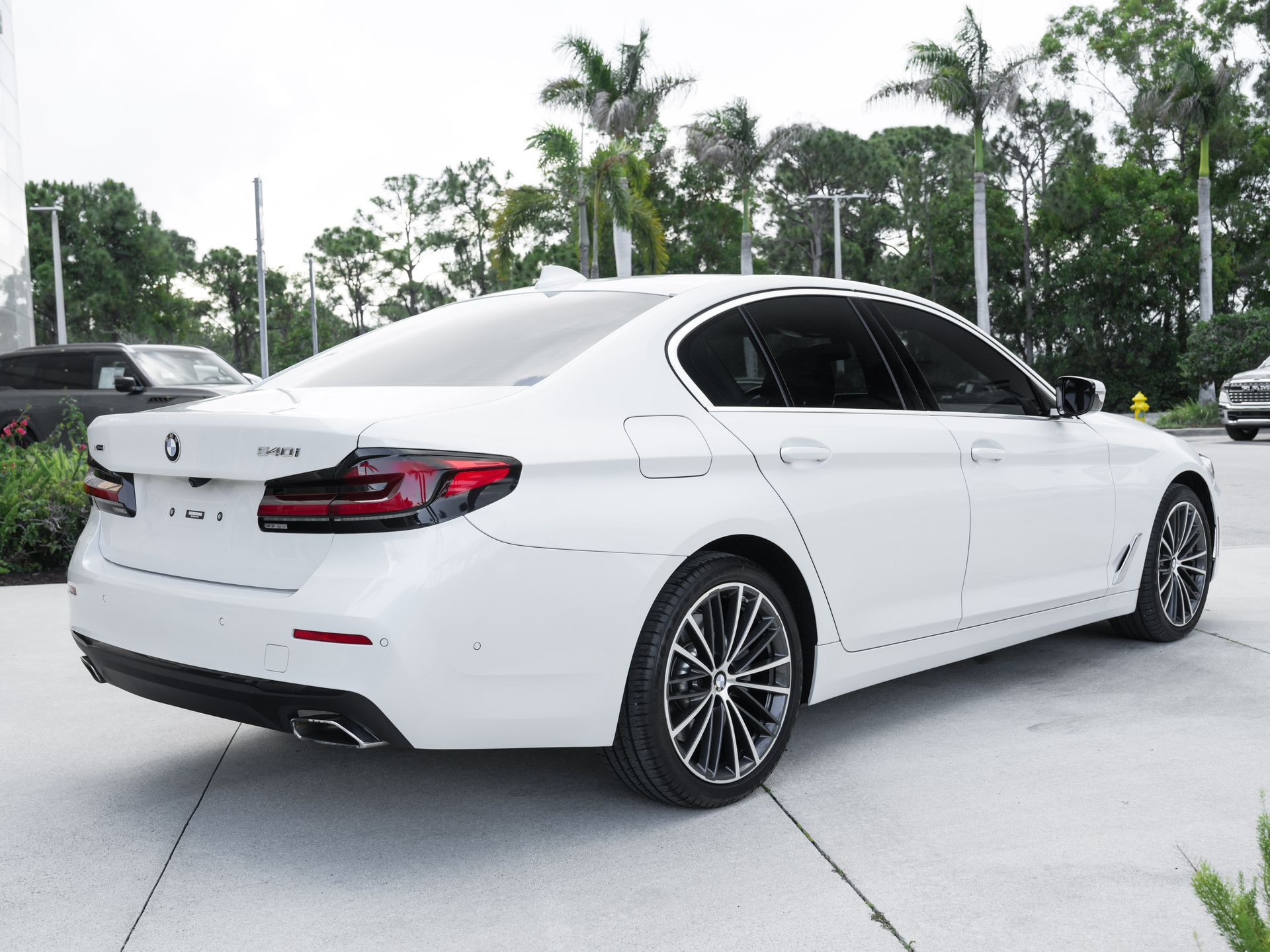 2023 BMW 5 Series 540i - Photo 25