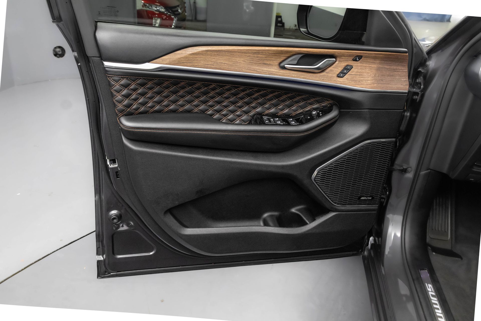 2022 JEEP GRAND CHEROKEE L - Image 30