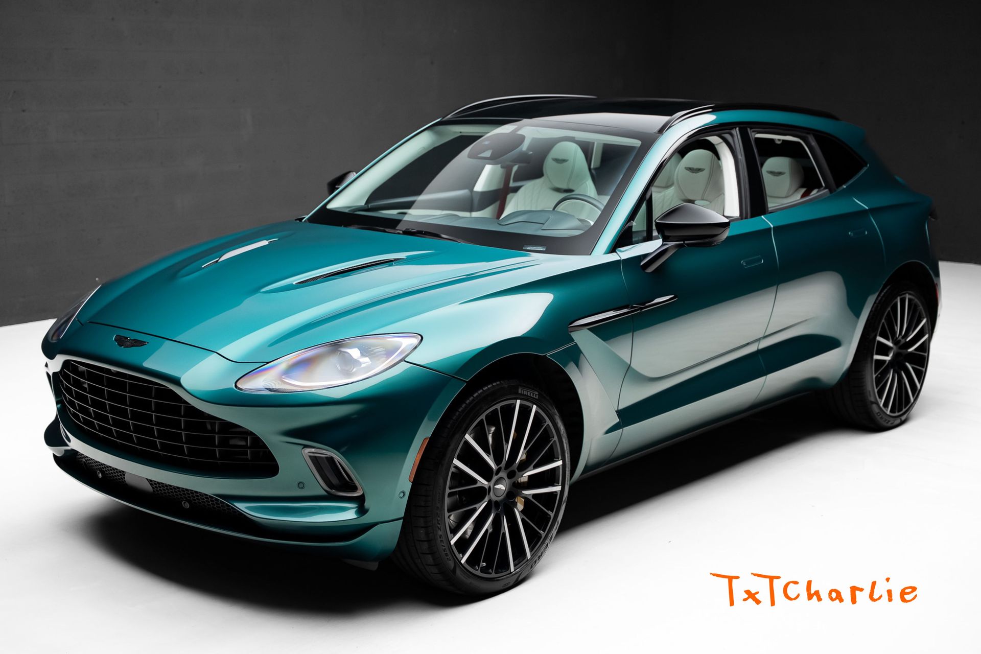 Aston Martin Racing Green 2023 Aston Martin DBX AWD SUV / Crossover All-Wheel Drive 9-Speed Automatic