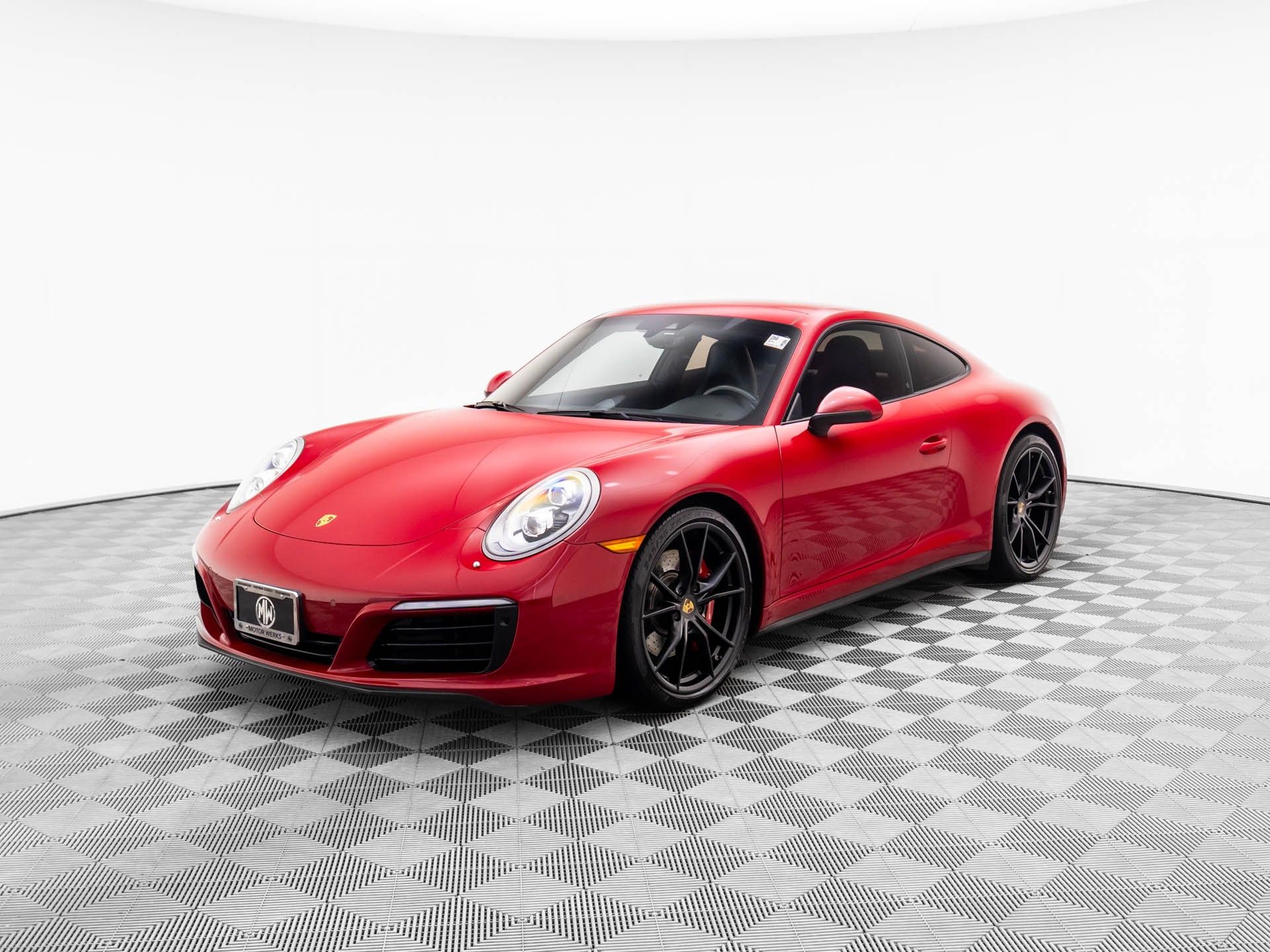 2017 Porsche 911 Carrera 4S photo
