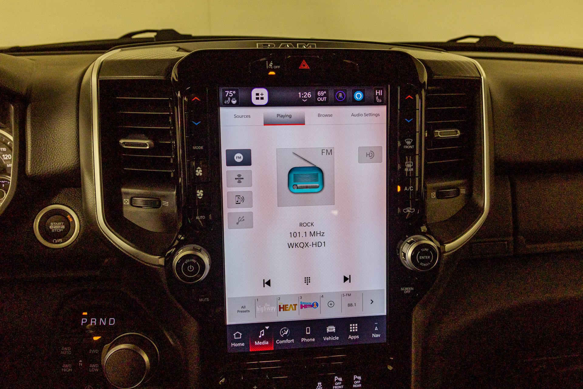 2026 RAM 1500 - Image 21