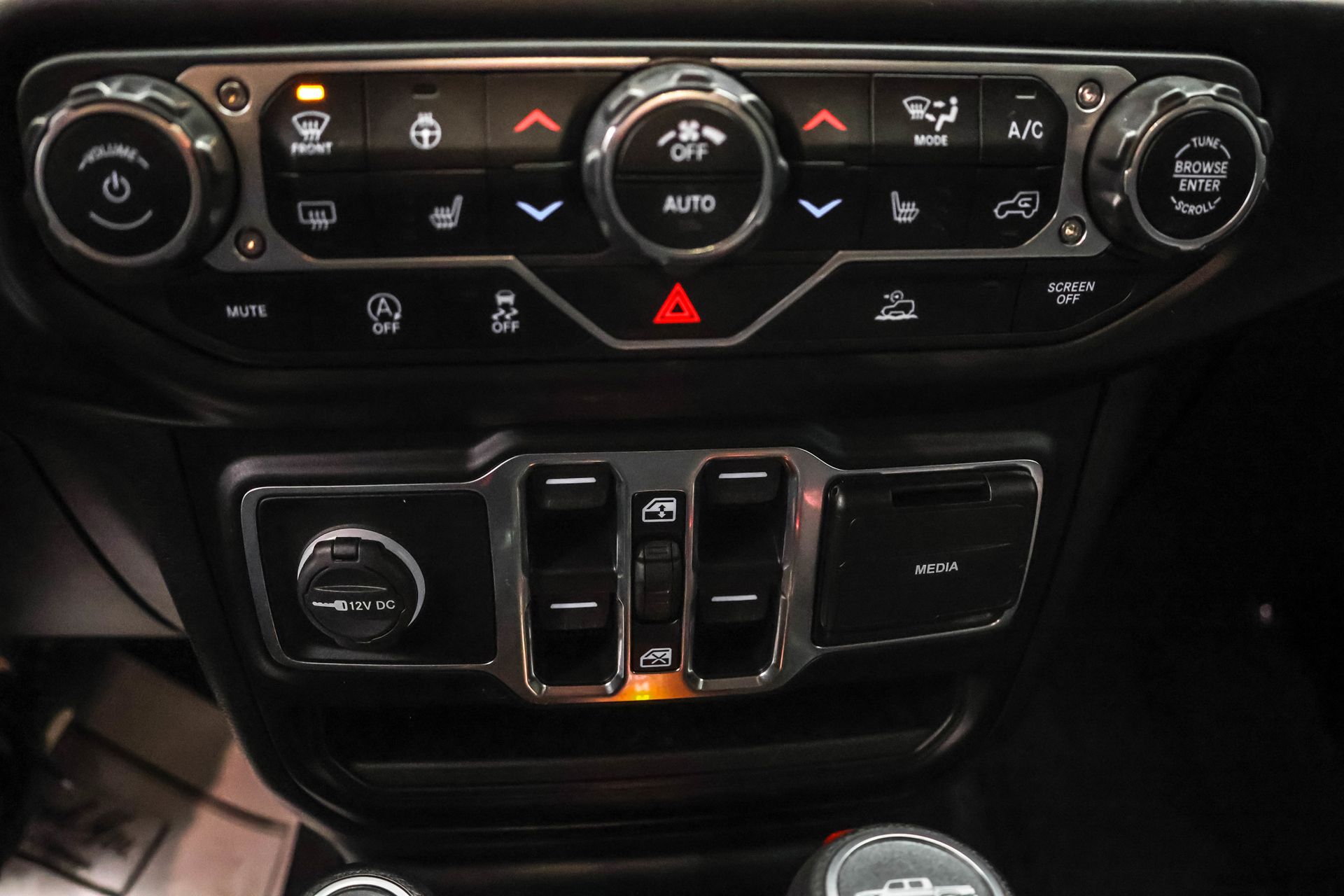 2020 JEEP GLADIATOR - Image 10