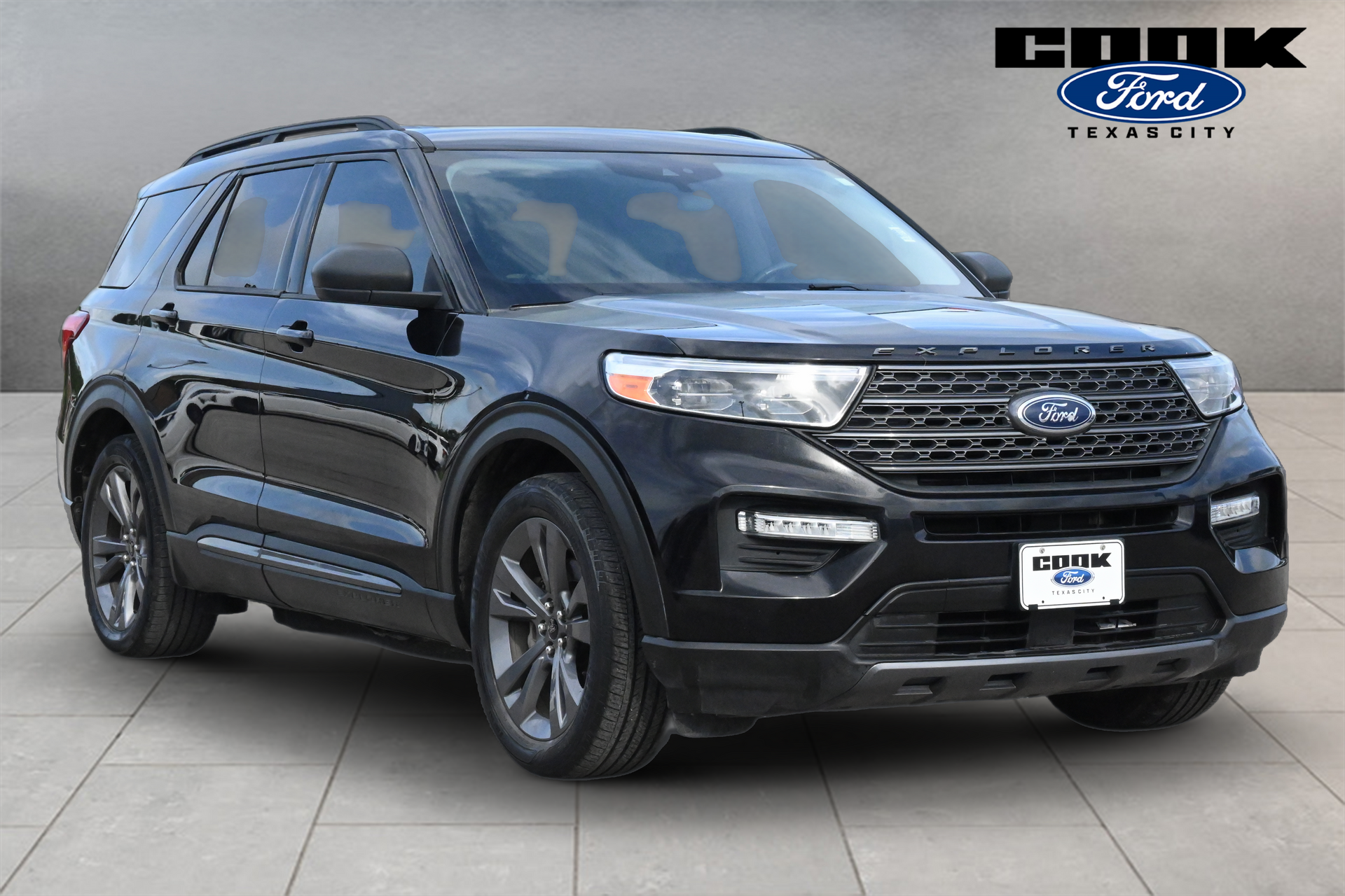 2021 Ford Explorer XLT Black at Ultimate Motorsports