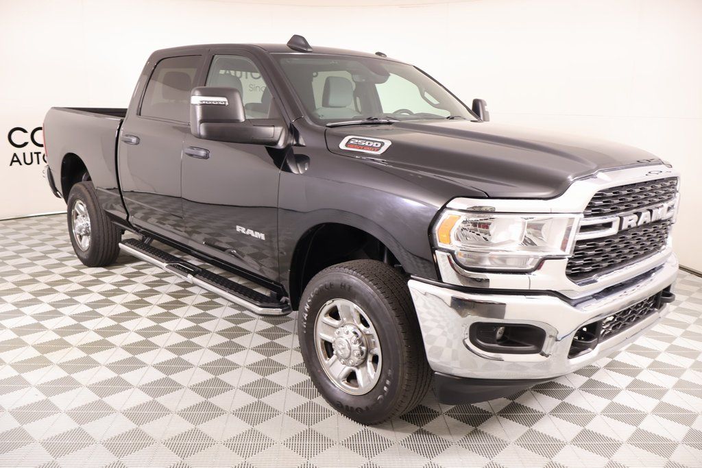 2024 RAM 2500 Big Horn Crew Cab 4WD