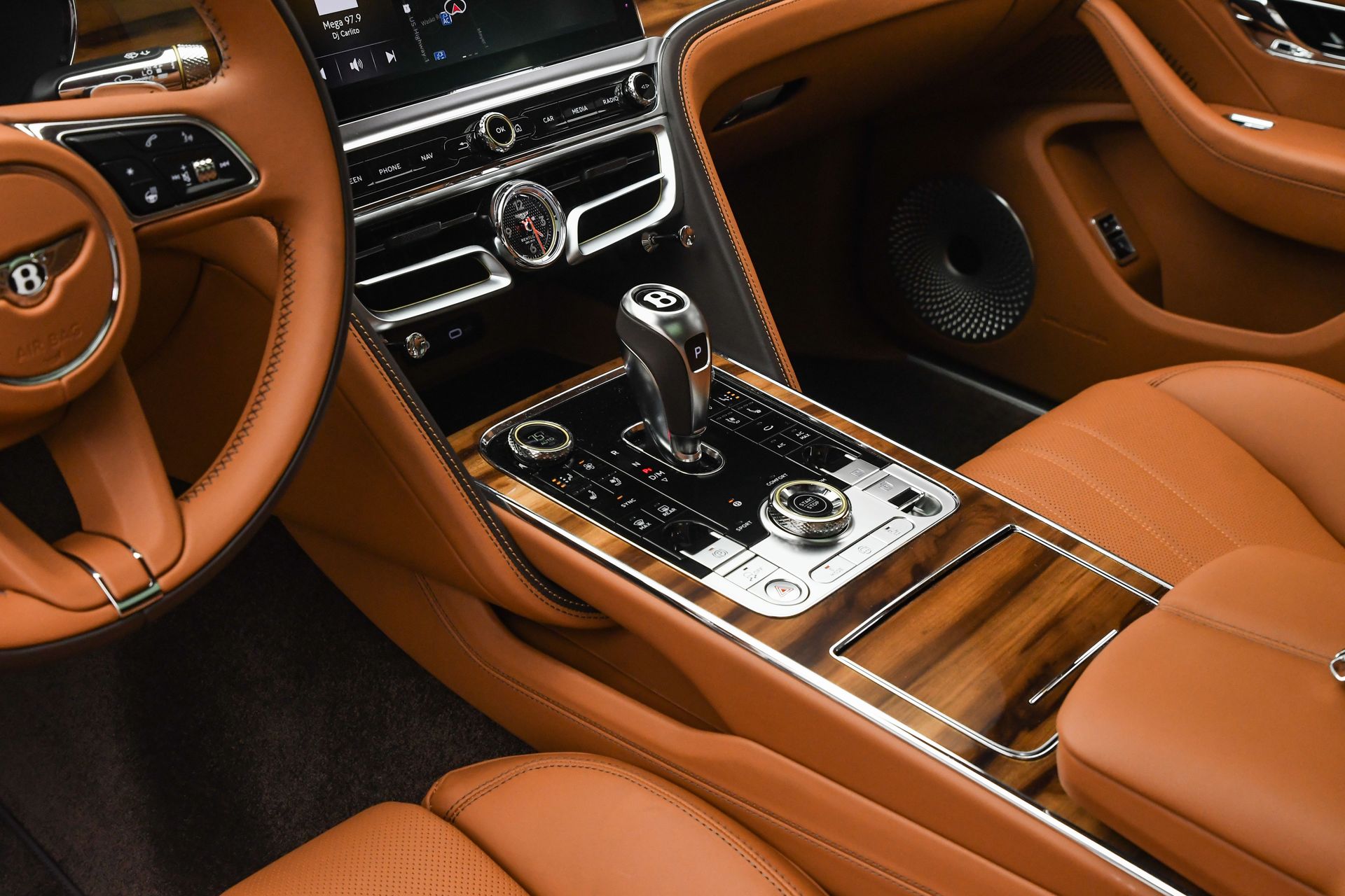 2026 Bentley Flying Spur - Photo 35