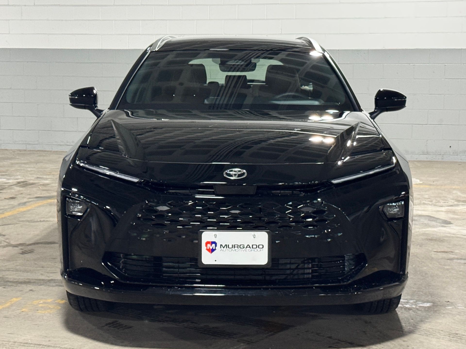 View vehicle photo 3