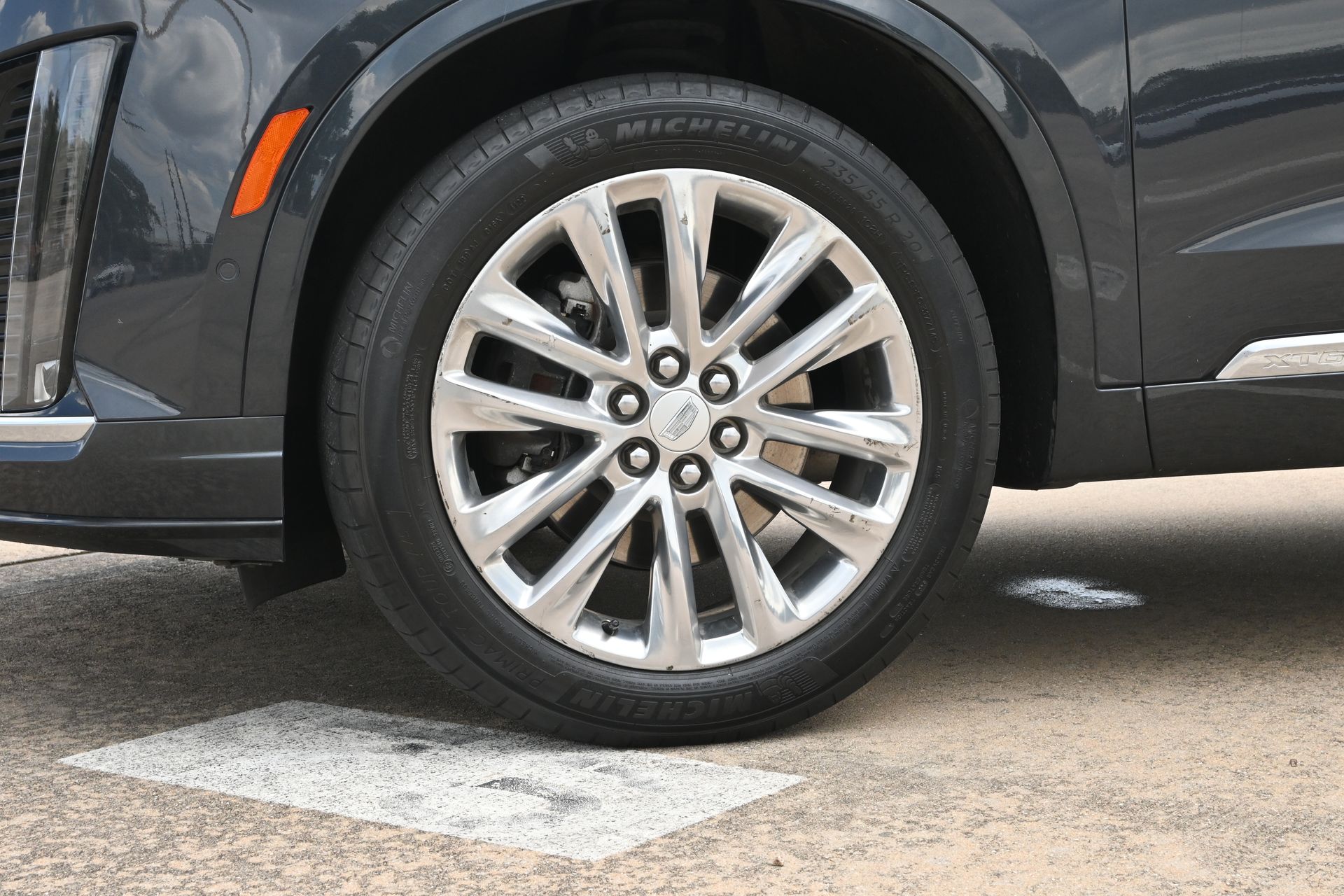 2023 Cadillac XT6 Premium Luxury Green at Bayway Cadillac Southwest