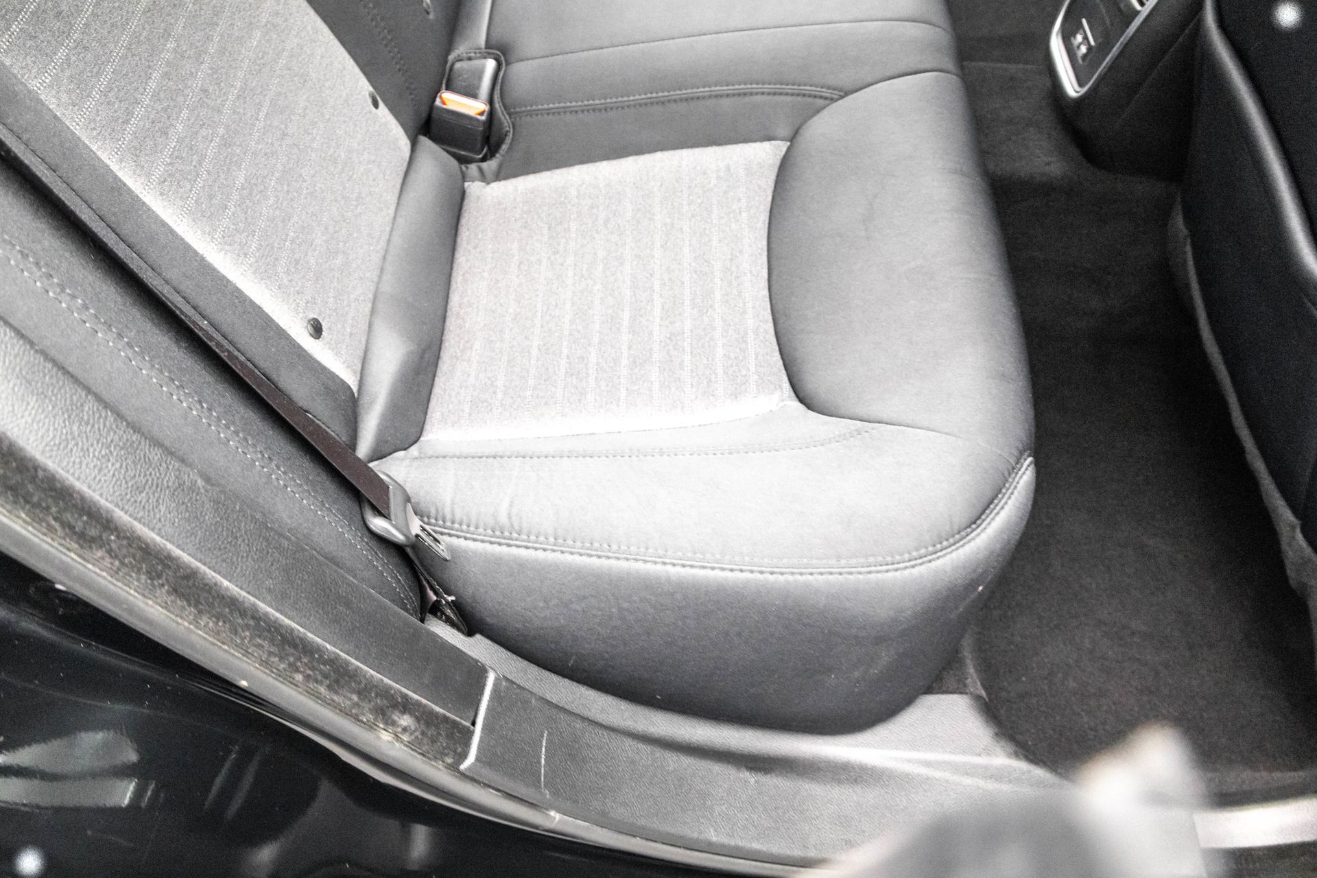 2022 CHRYSLER 300 - Image 34