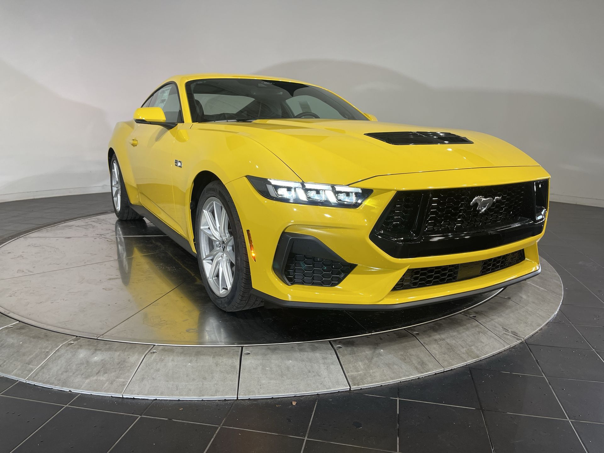 2024 Ford Mustang GT Premium 12