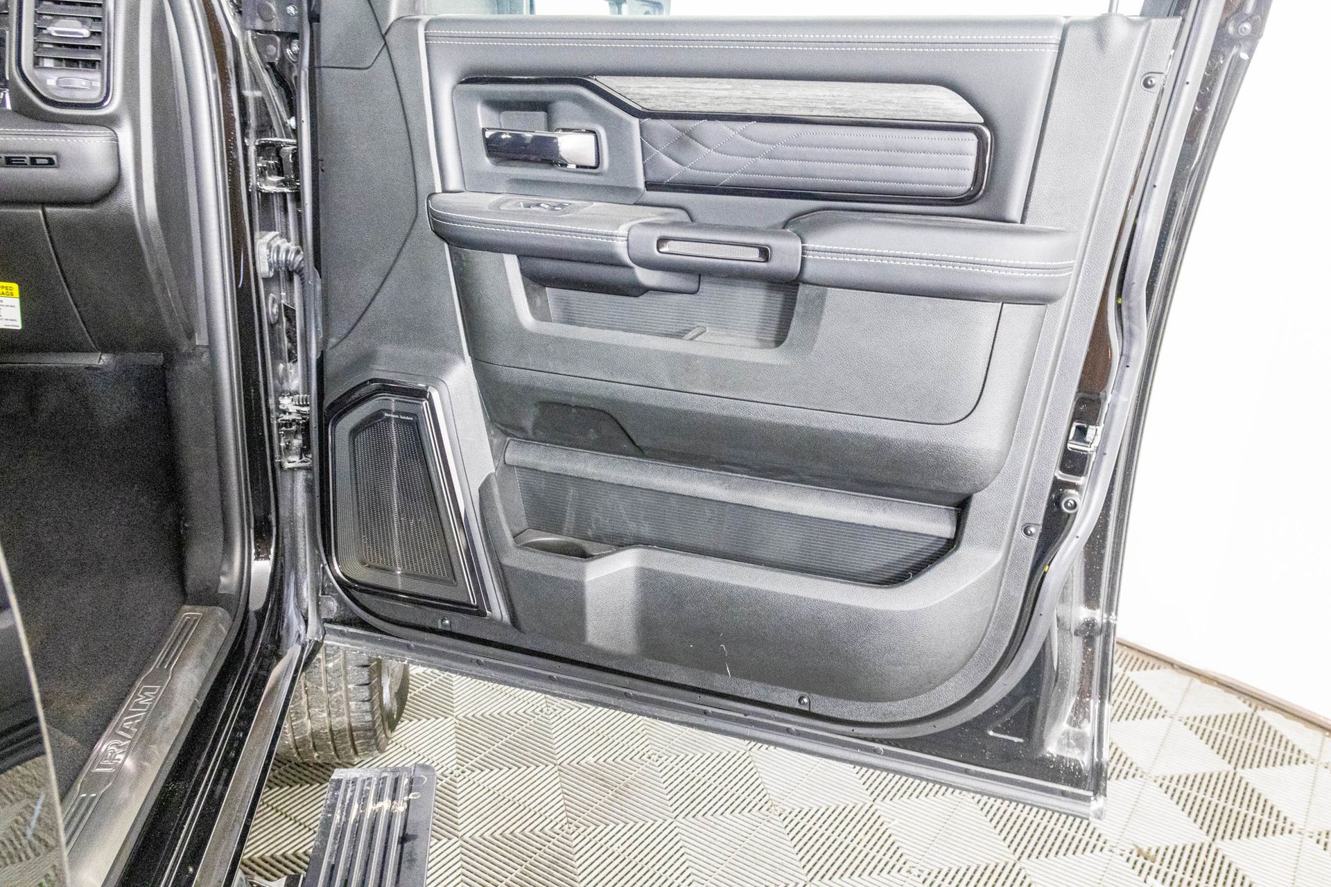 2026 RAM 3500 - Image 35