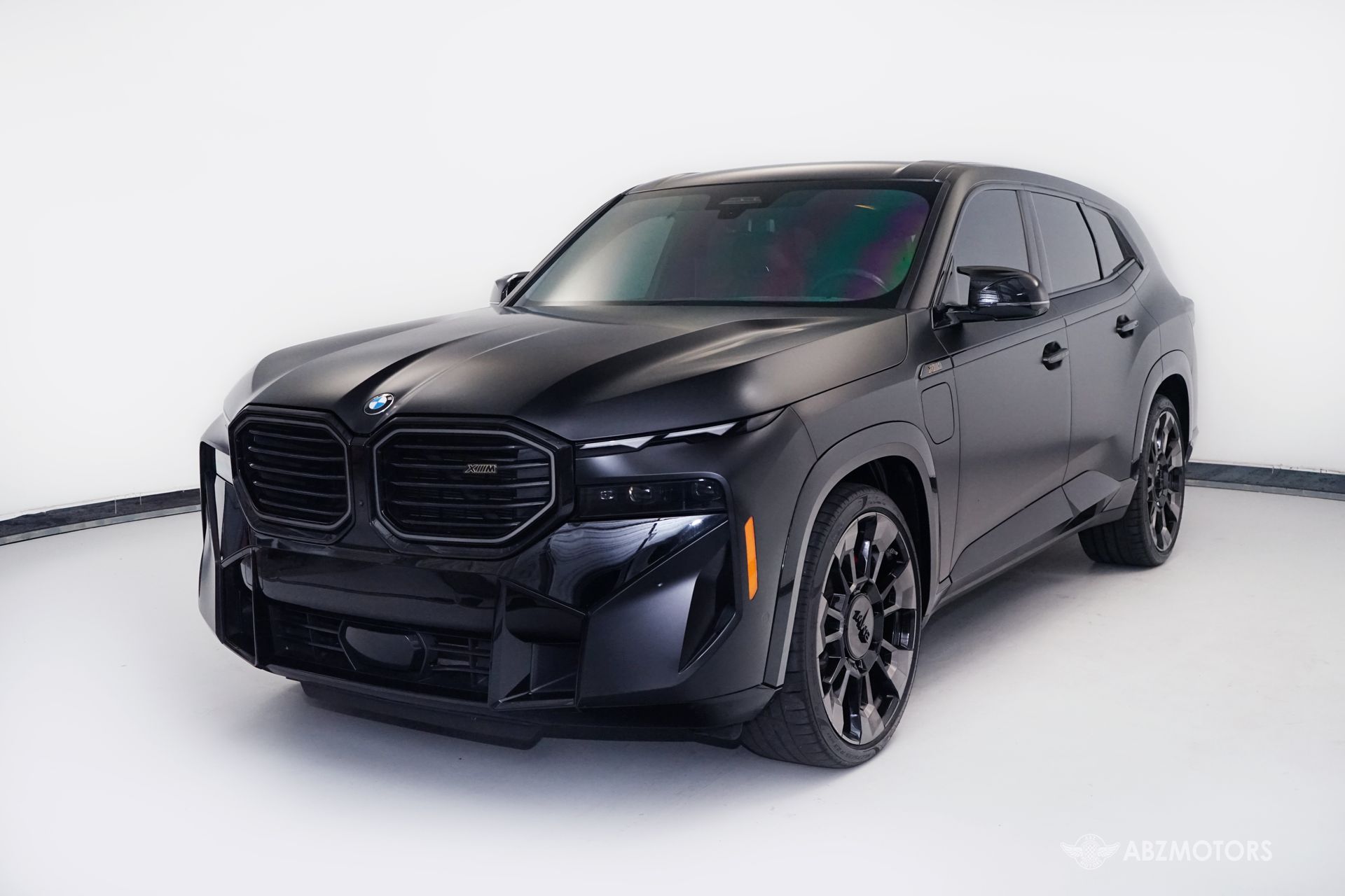 View vehicle photo 2