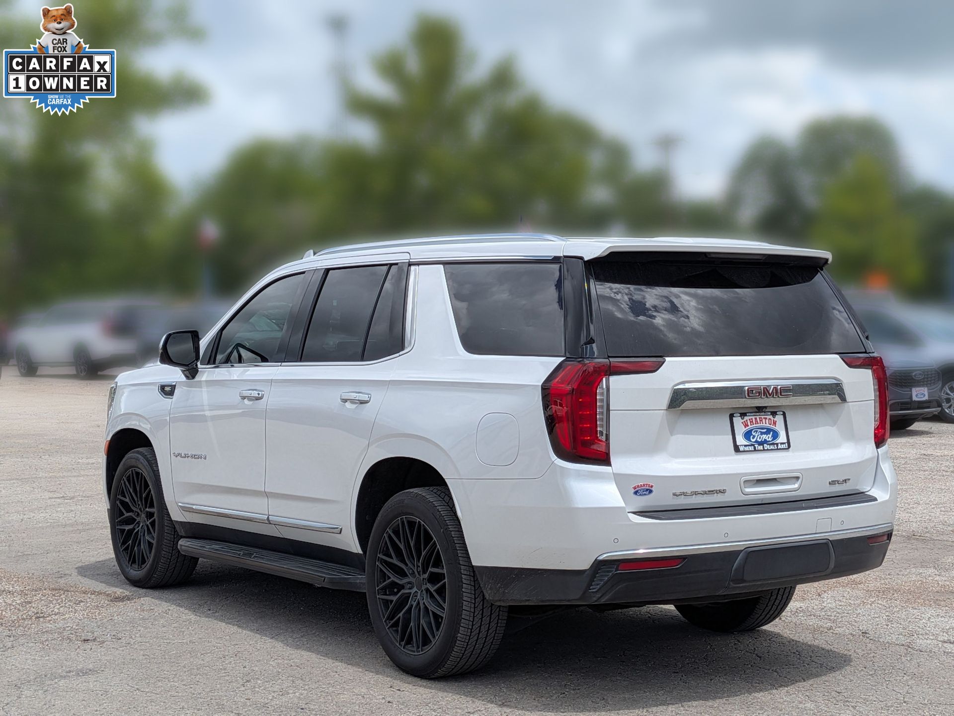 2022 GMC Yukon SLT - 3